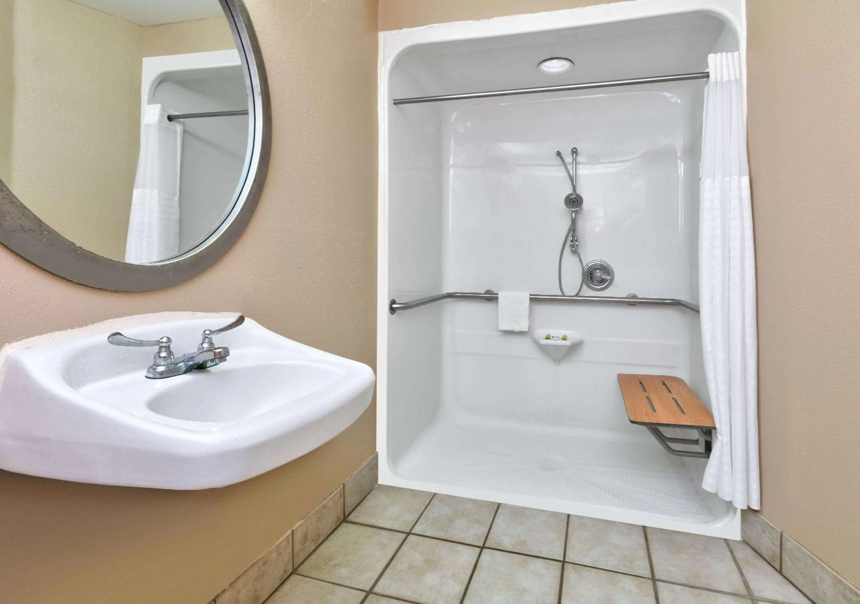 Shower in Super 8 by Wyndham New Braunfels I-35