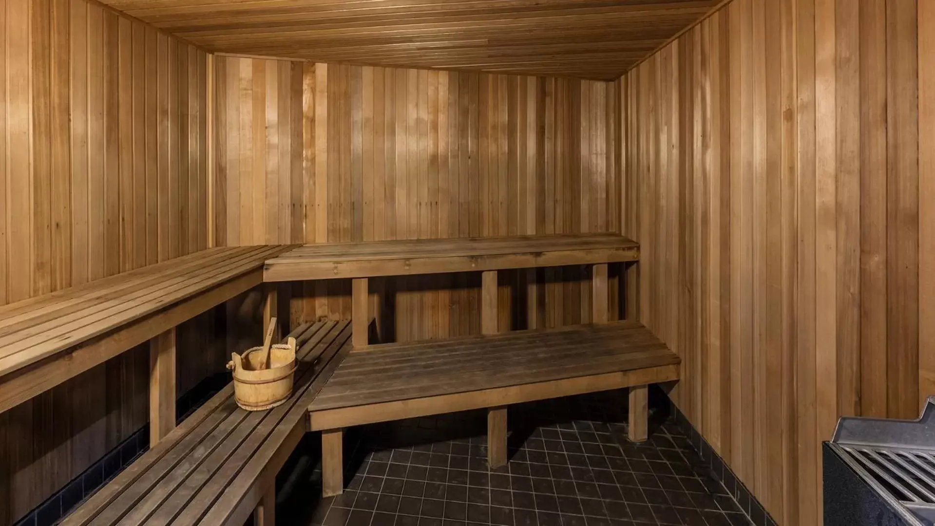 Sauna in Oaks Brisbane Aurora Suites