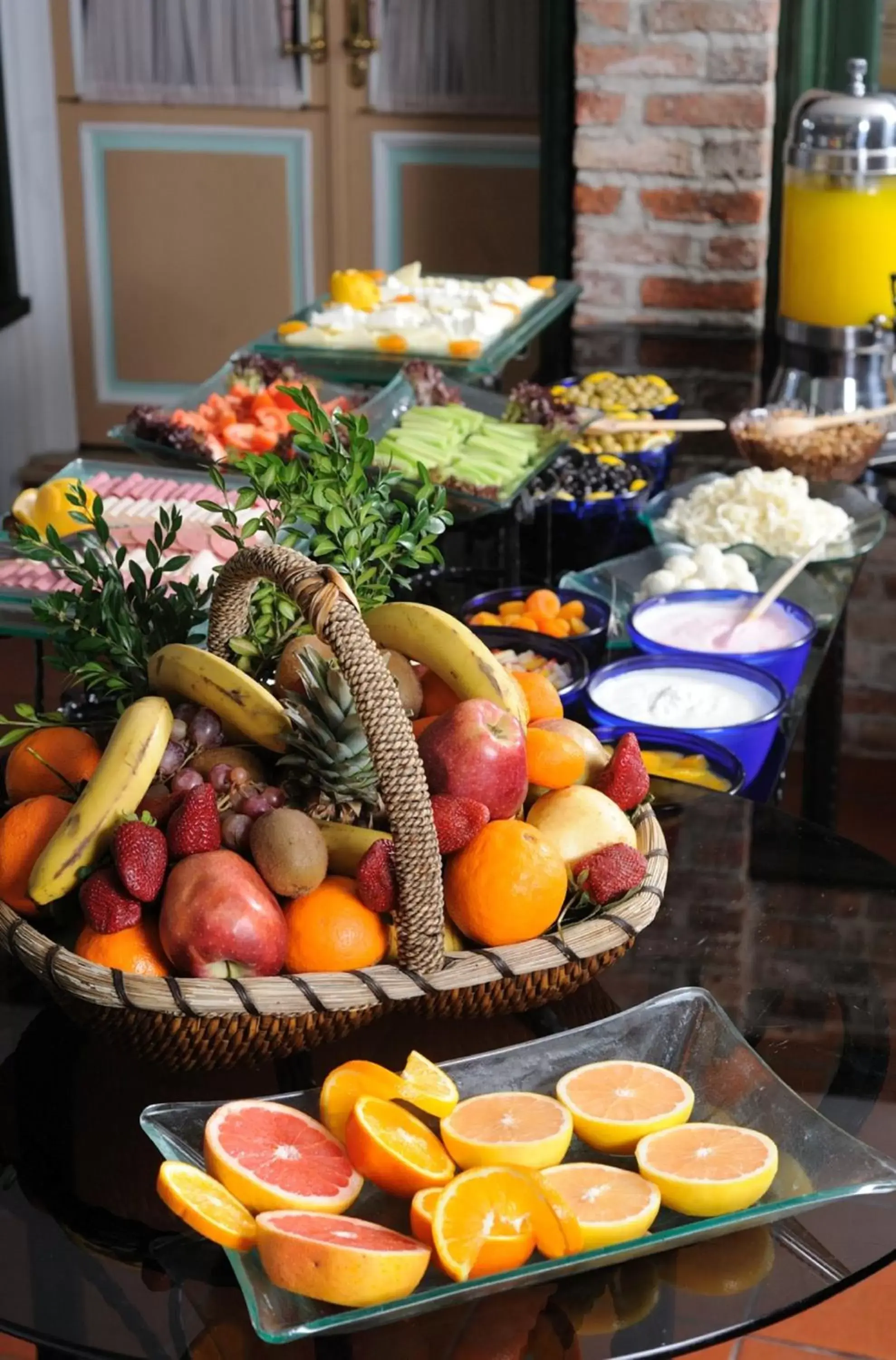 Food and drinks in Radisson Hotel Istanbul Sultanahmet Food and drinks in Radisson Hotel Istanbul Sultanahmet