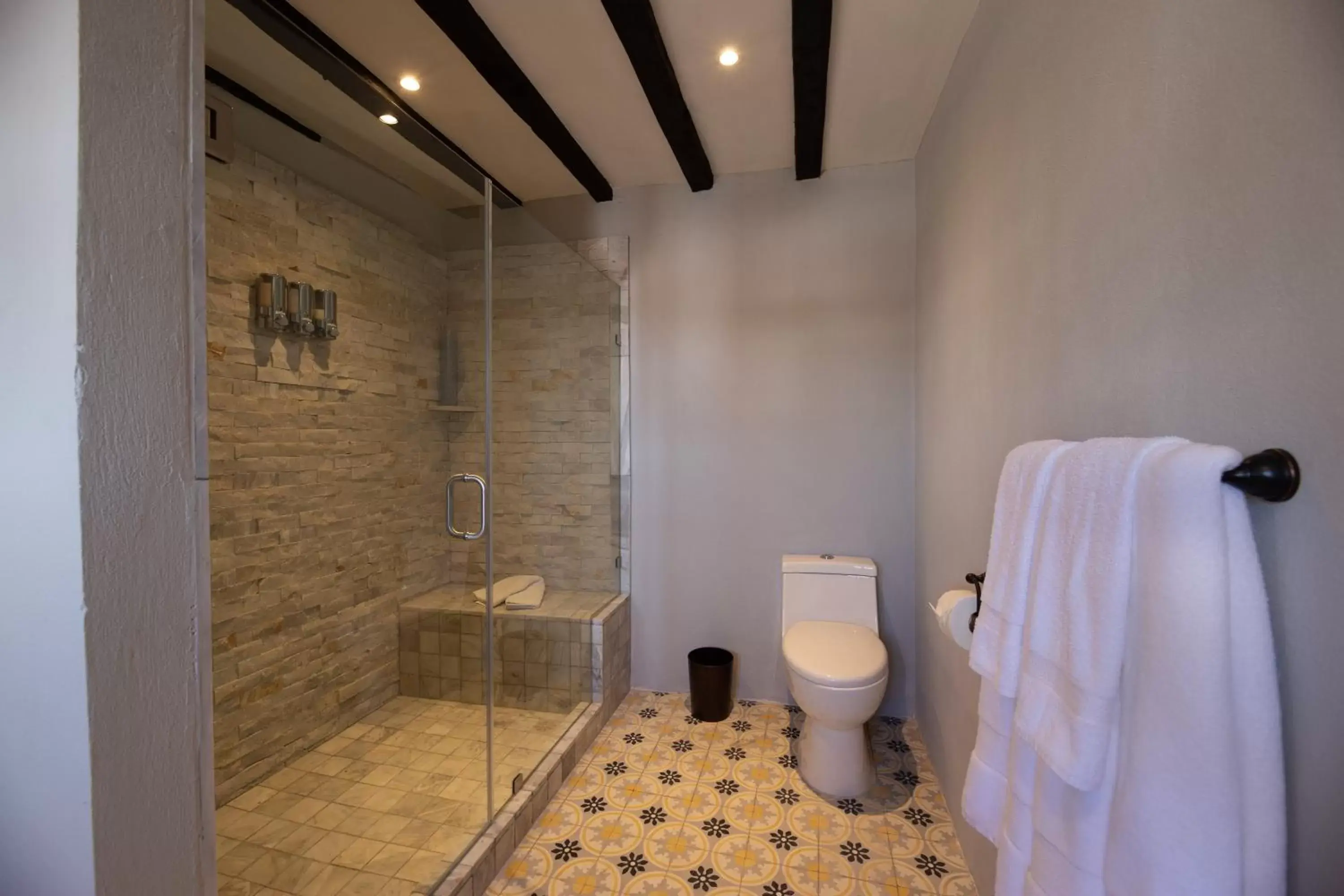 Bathroom in Luxury Boutique Hotel Villa Limon