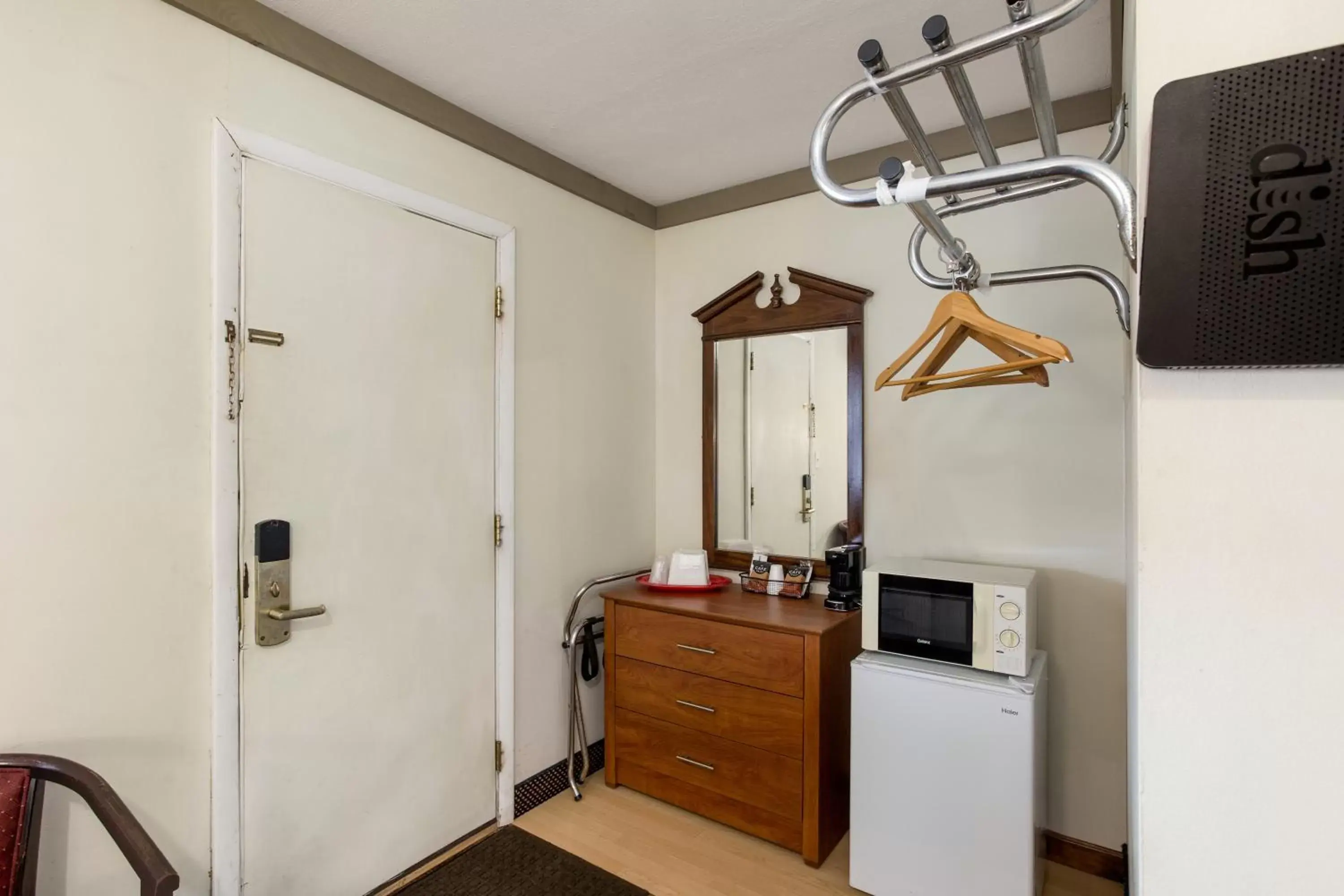 Kitchen/Kitchenette in Malone Inn