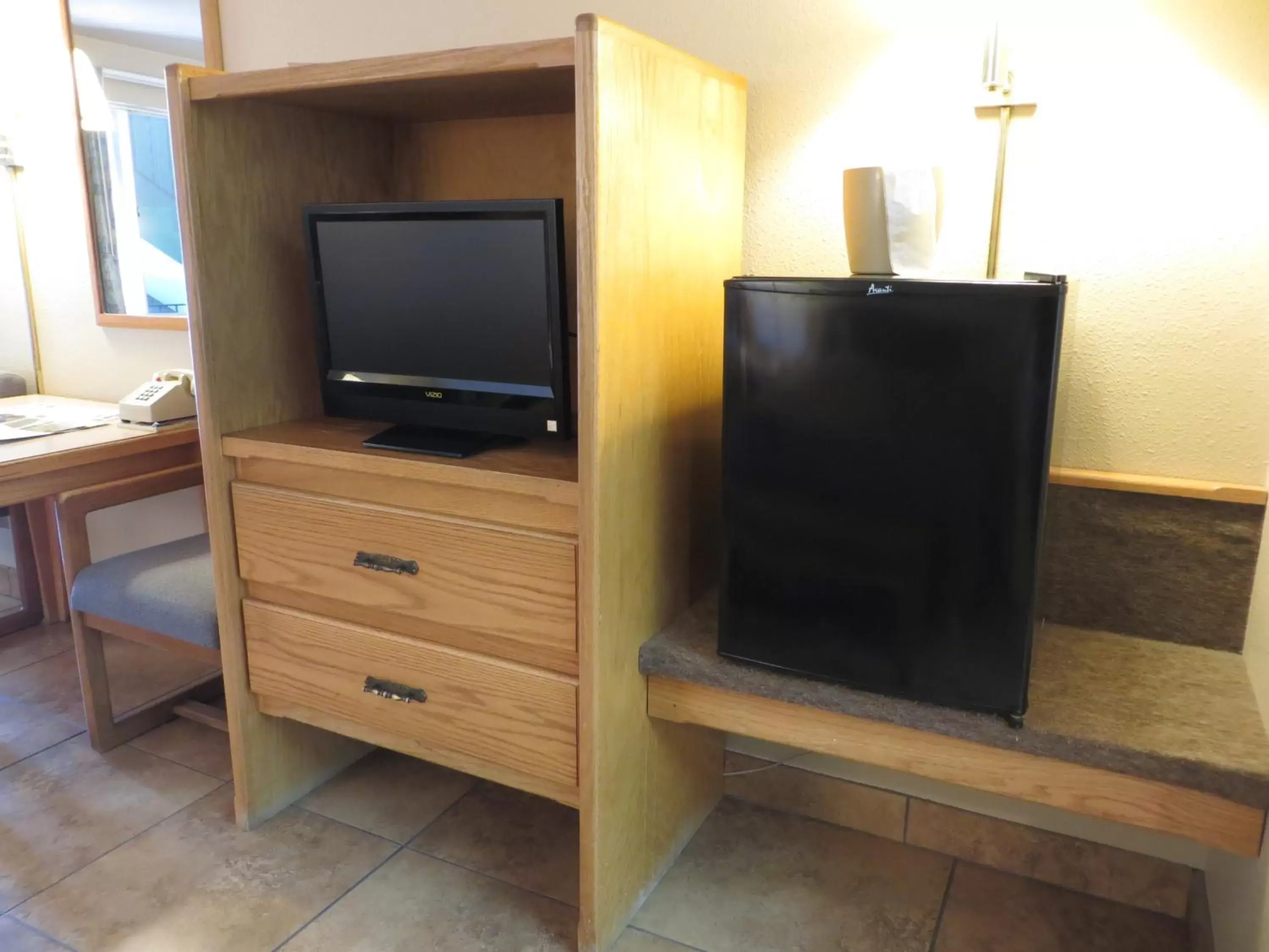 TV and multimedia, TV/Entertainment Center in Jailhouse Motel and Casino