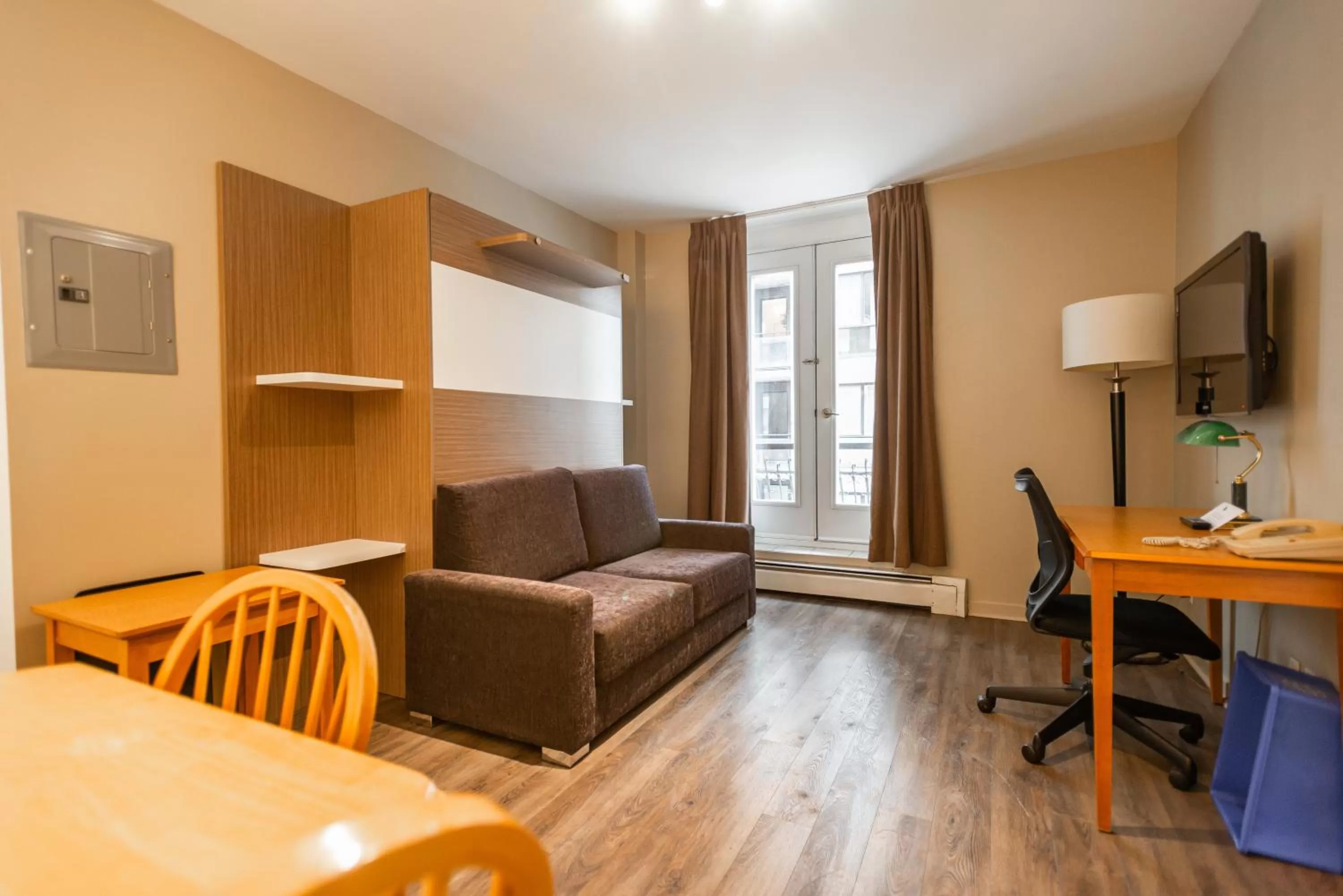 Bed in Hotel le Roberval