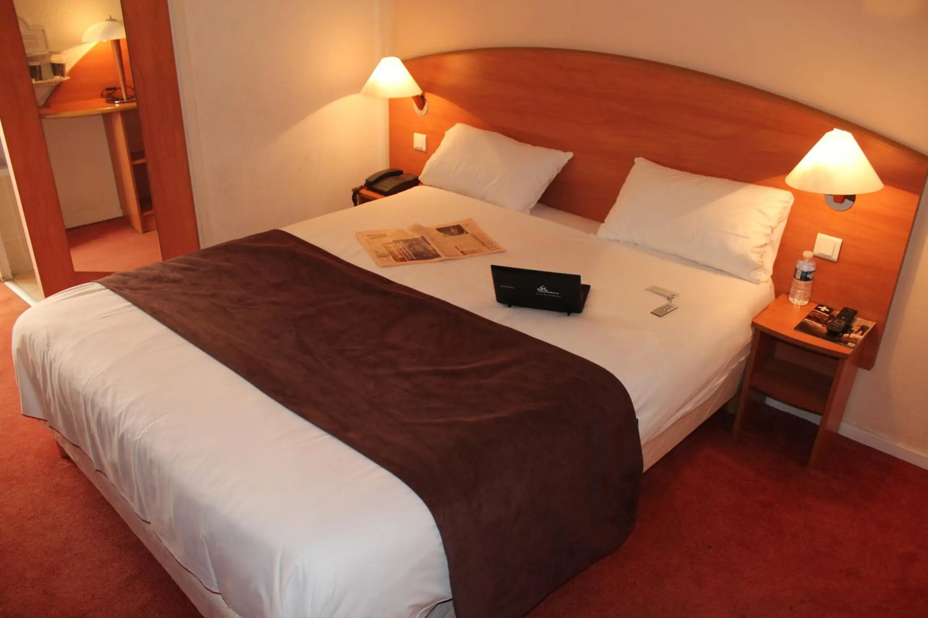 Photo of the whole room, Bed in Central Hotel