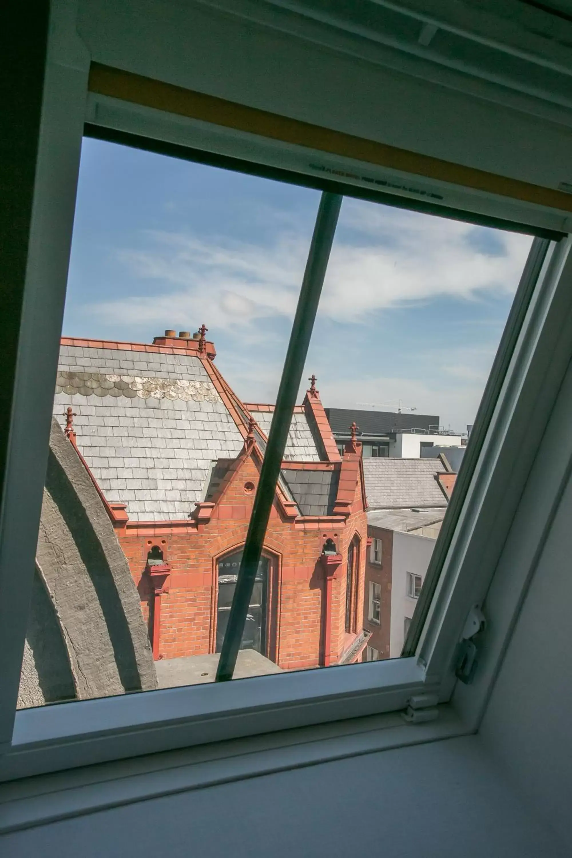 City view in Grafton Street Studios by City Break Apartments