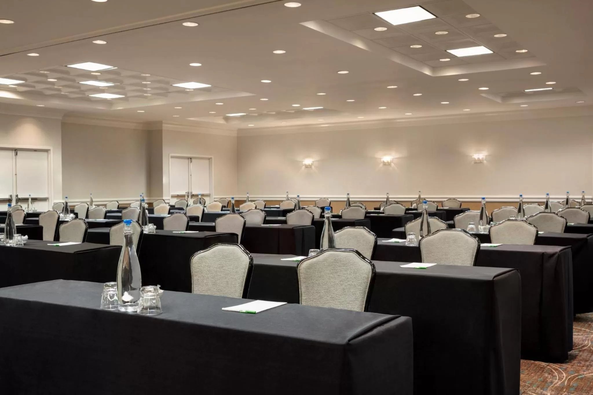 Meeting/conference room in Holiday Inn Washington-Dulles International Airport by IHG