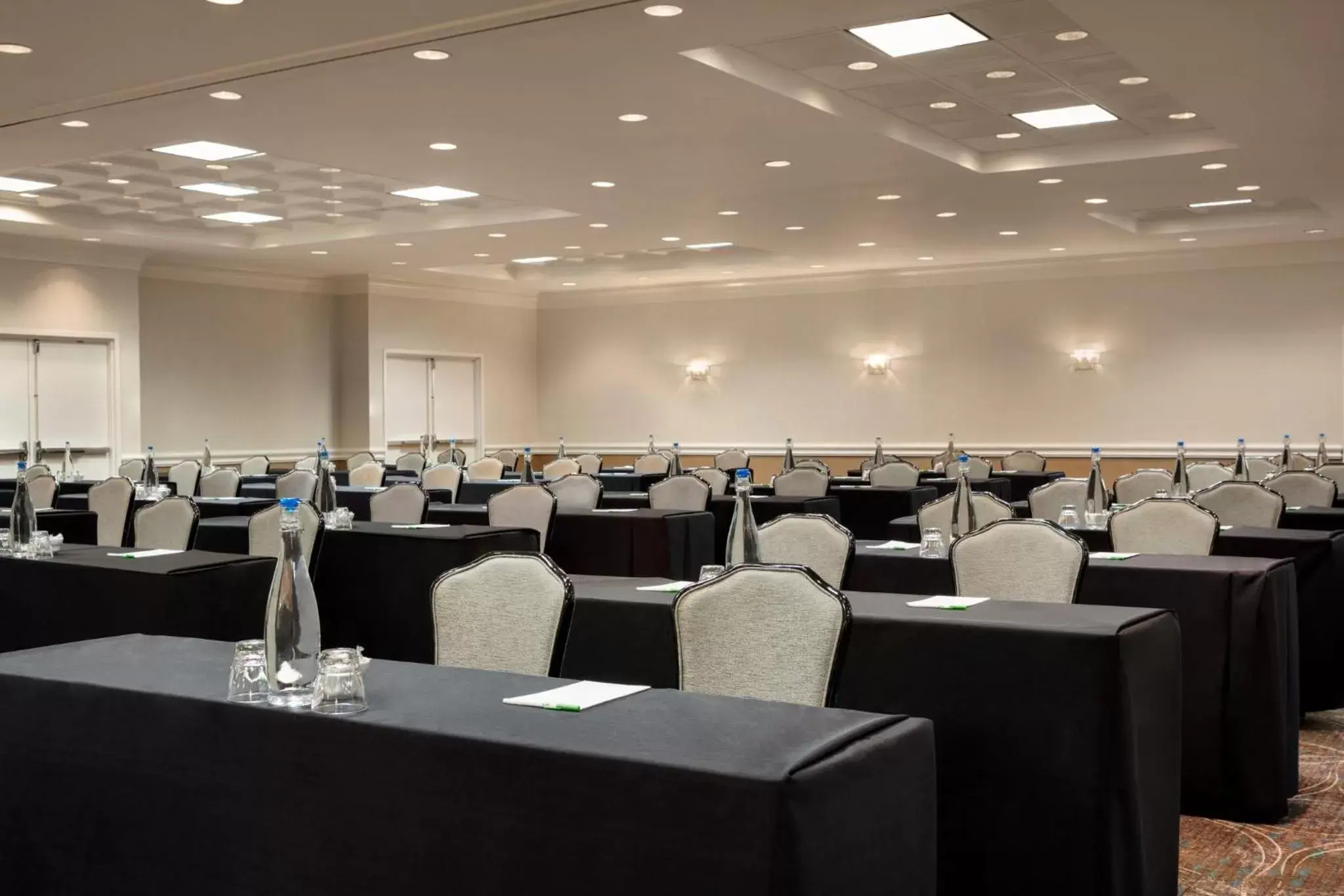 Meeting/conference room, Banquet Facilities in Holiday Inn Washington-Dulles International Airport, an IHG Hotel