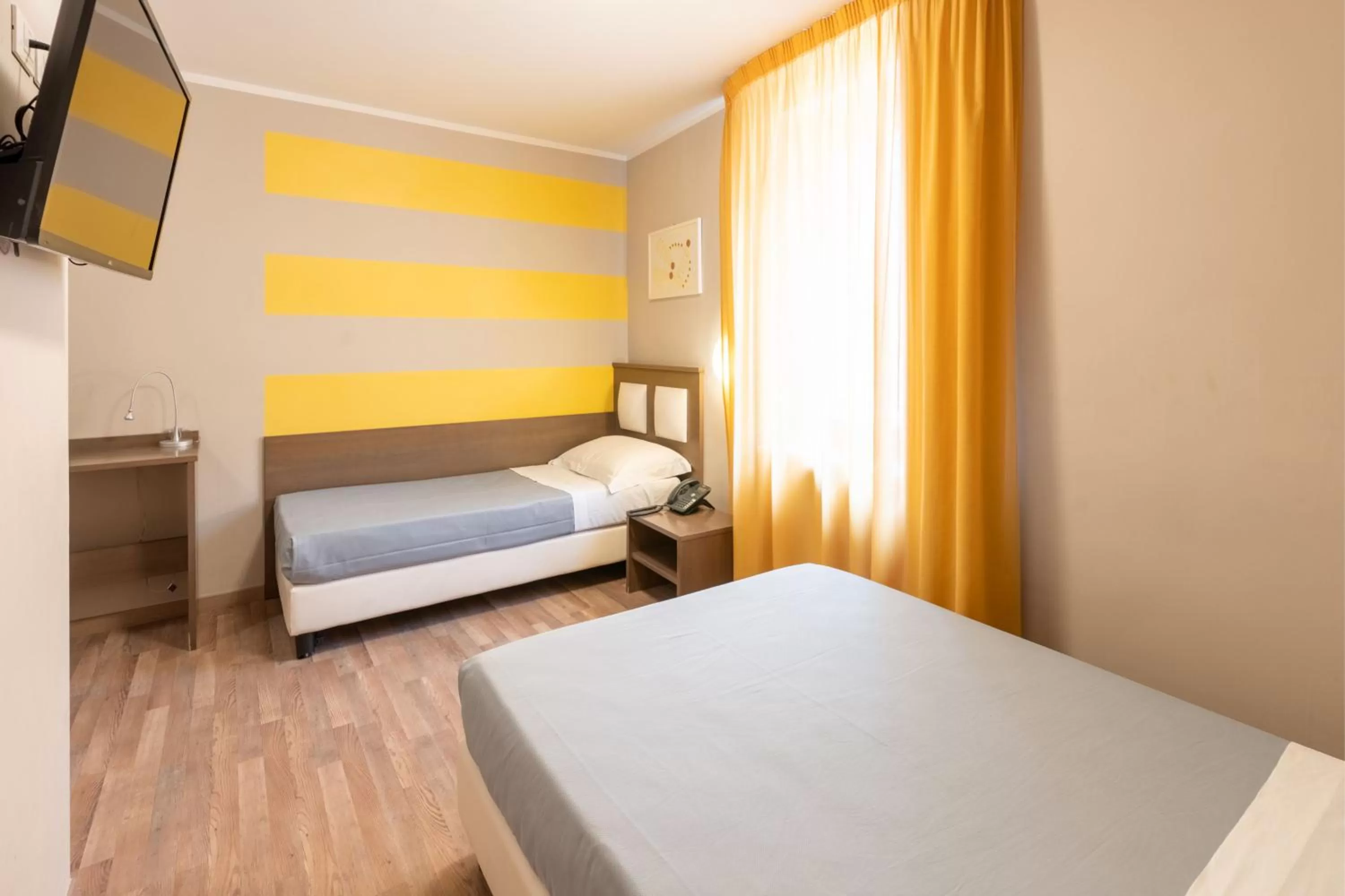 Photo of the whole room, Bed in GG8 Hotel & Suite SPA