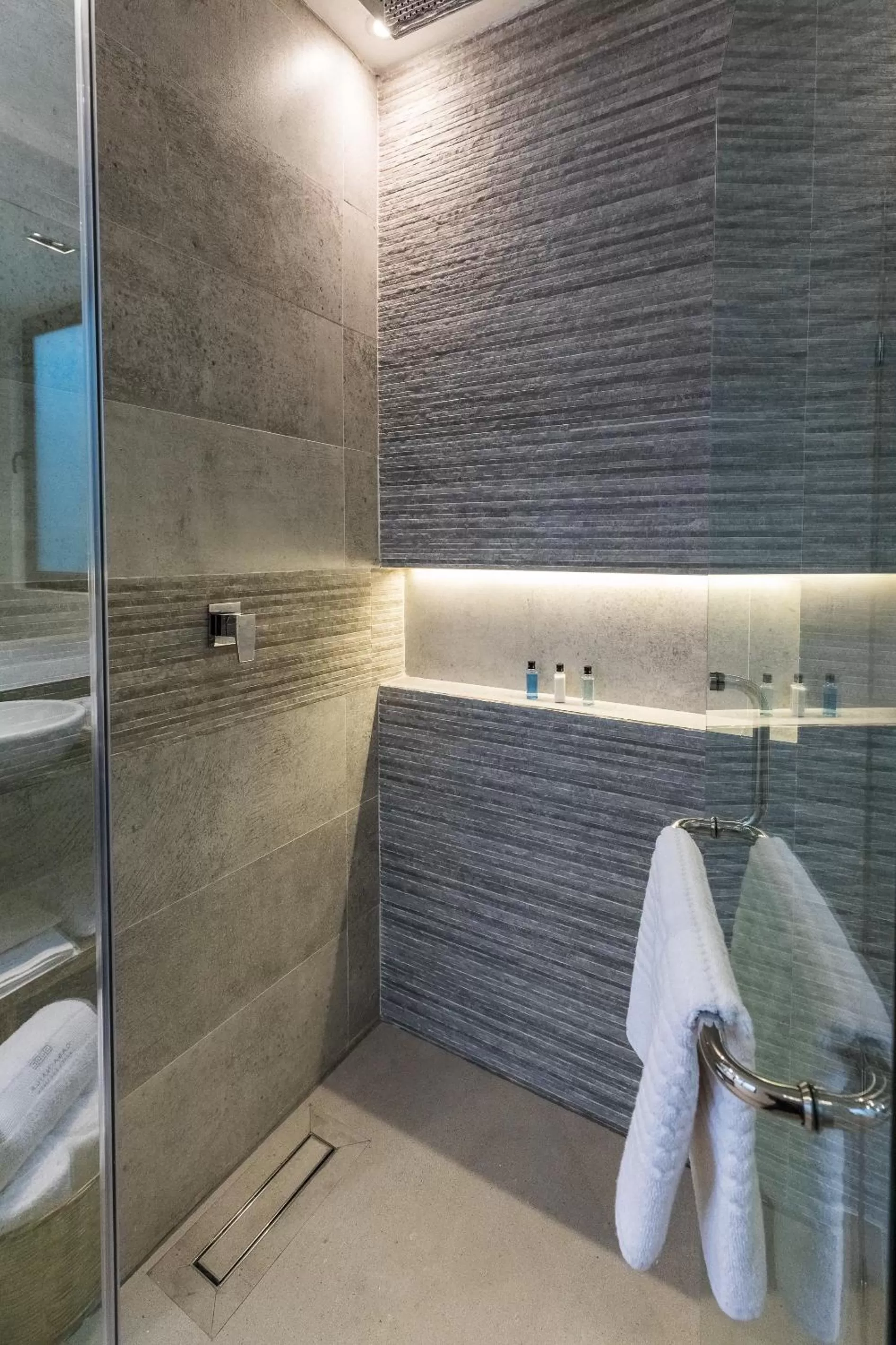 Shower in Casa Naila Hotel Boutique