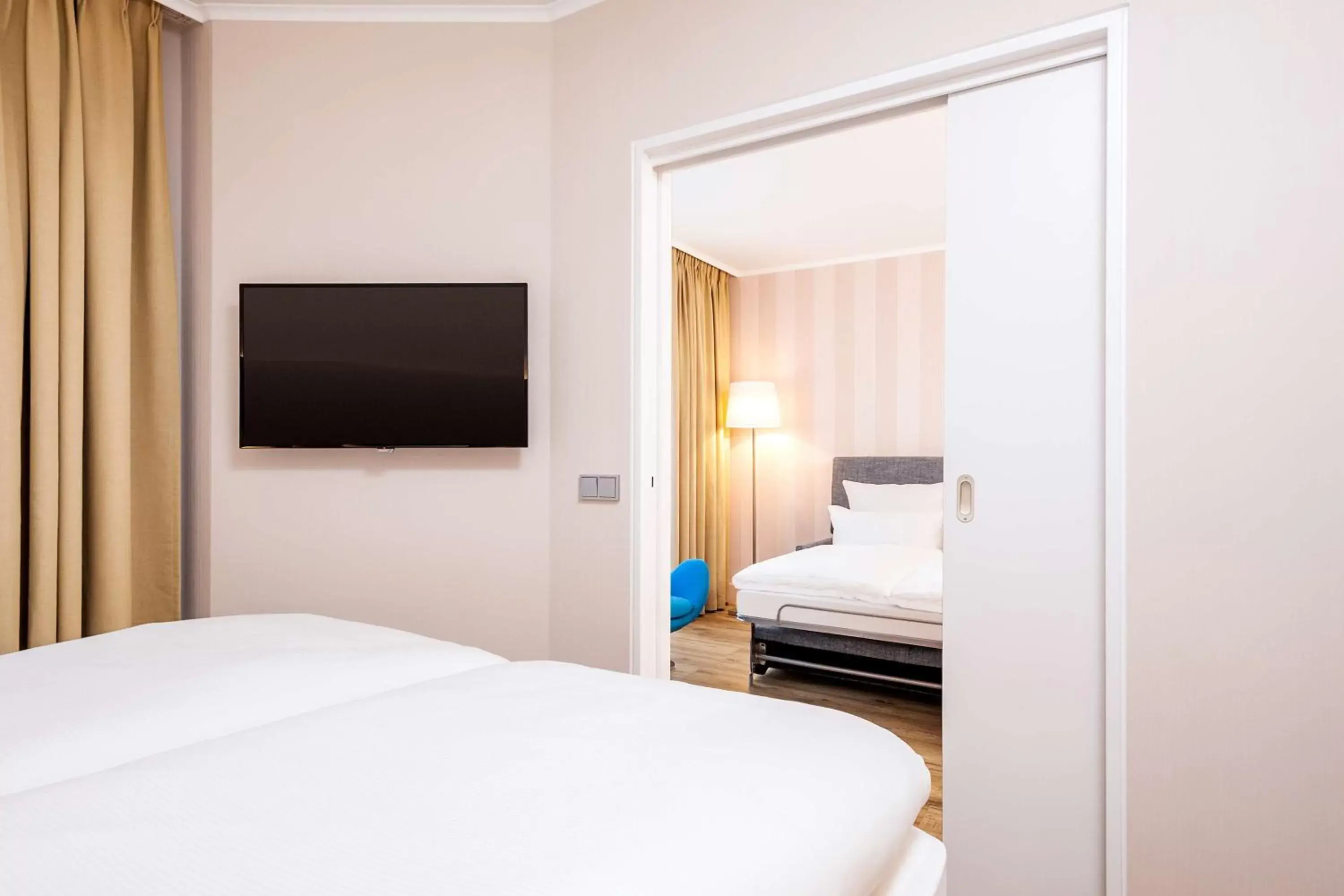 Family Room in NH Dortmund Family Room in NH Dortmund