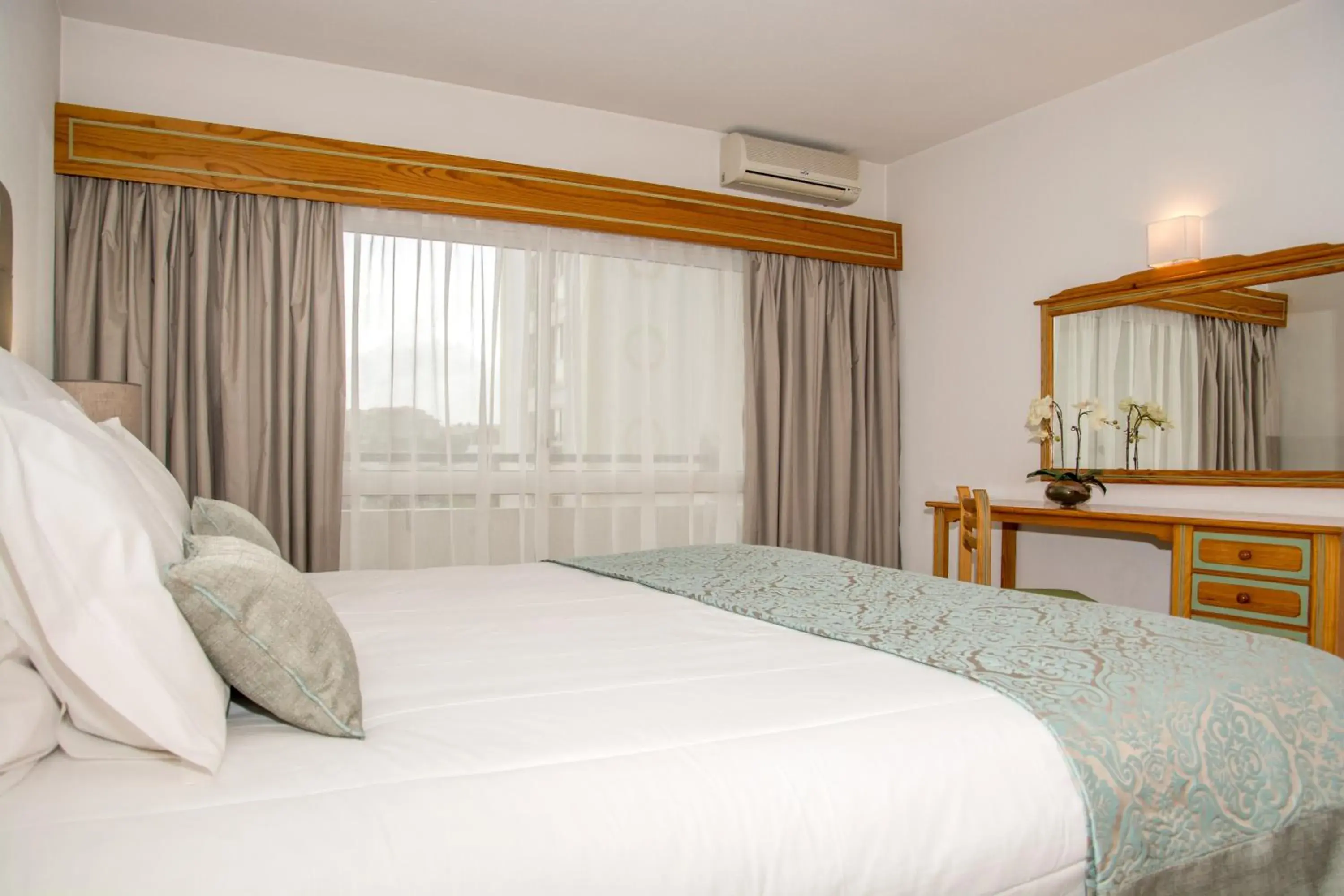 Bed in Luna Hotel da Oura