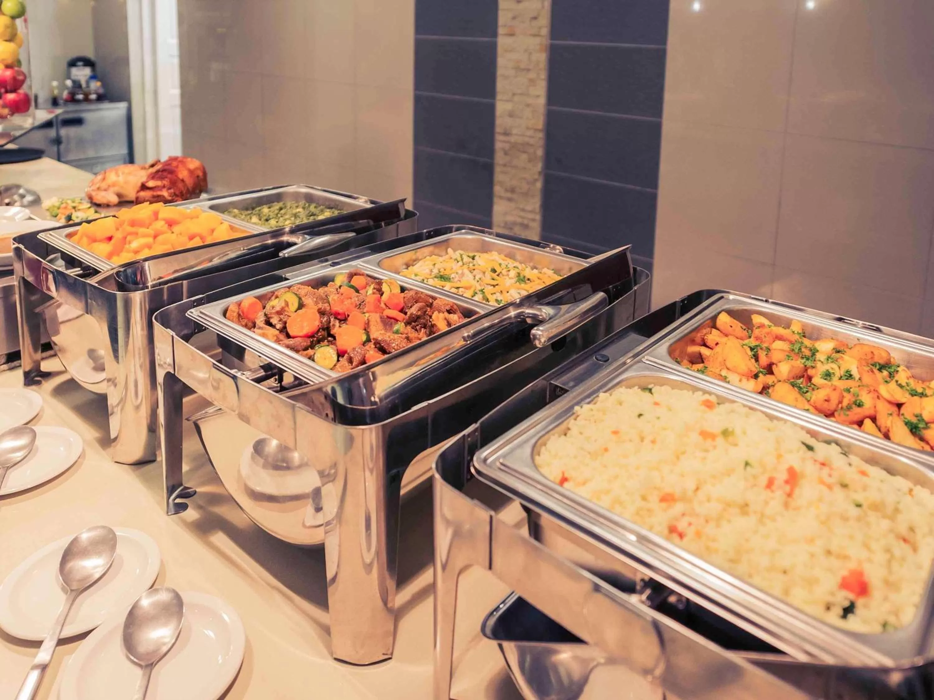 Restaurant/places to eat in Mercure Hotel Nelspruit