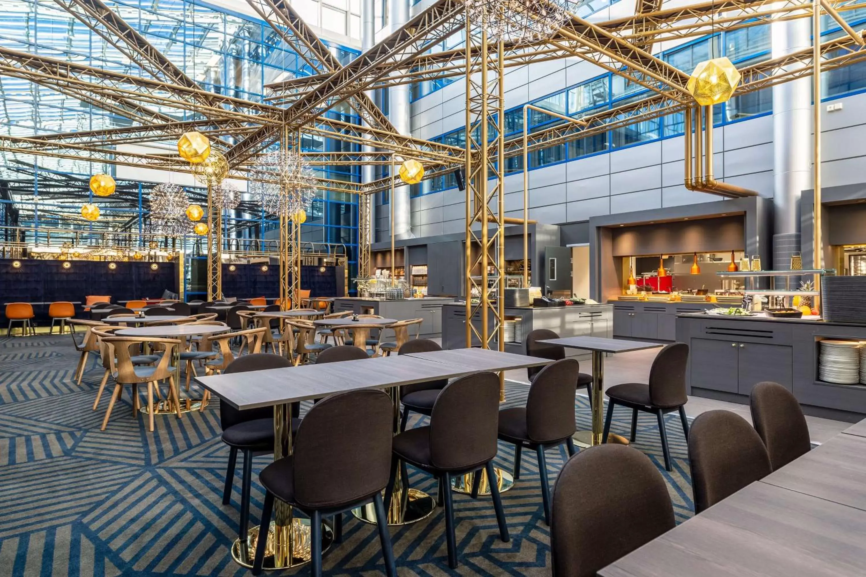 Restaurant/places to eat in Scandic Helsinki Airport Restaurant/places to eat in Scandic Helsinki Airport