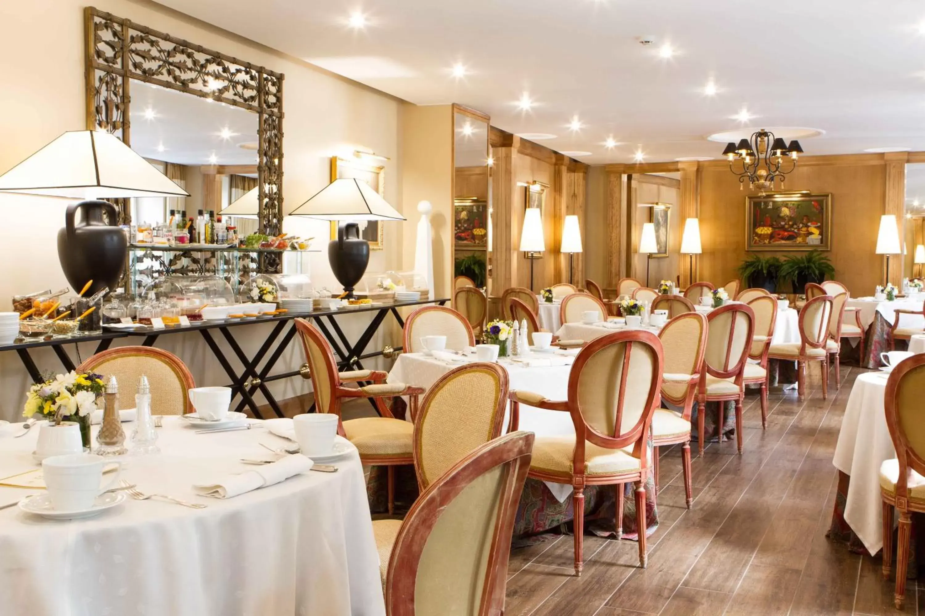 Breakfast, Restaurant/Places to Eat in Relais & Châteaux Stikliai Hotel