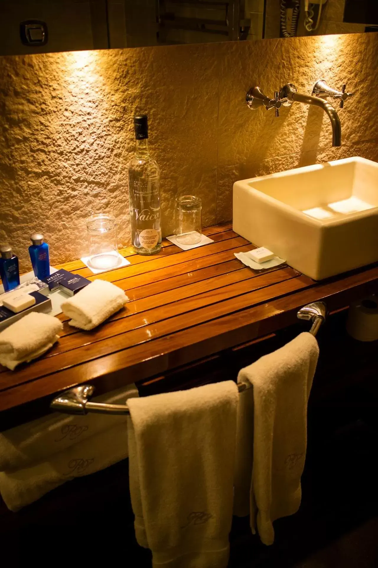 Bathroom in Melia Recoleta Plaza Hotel