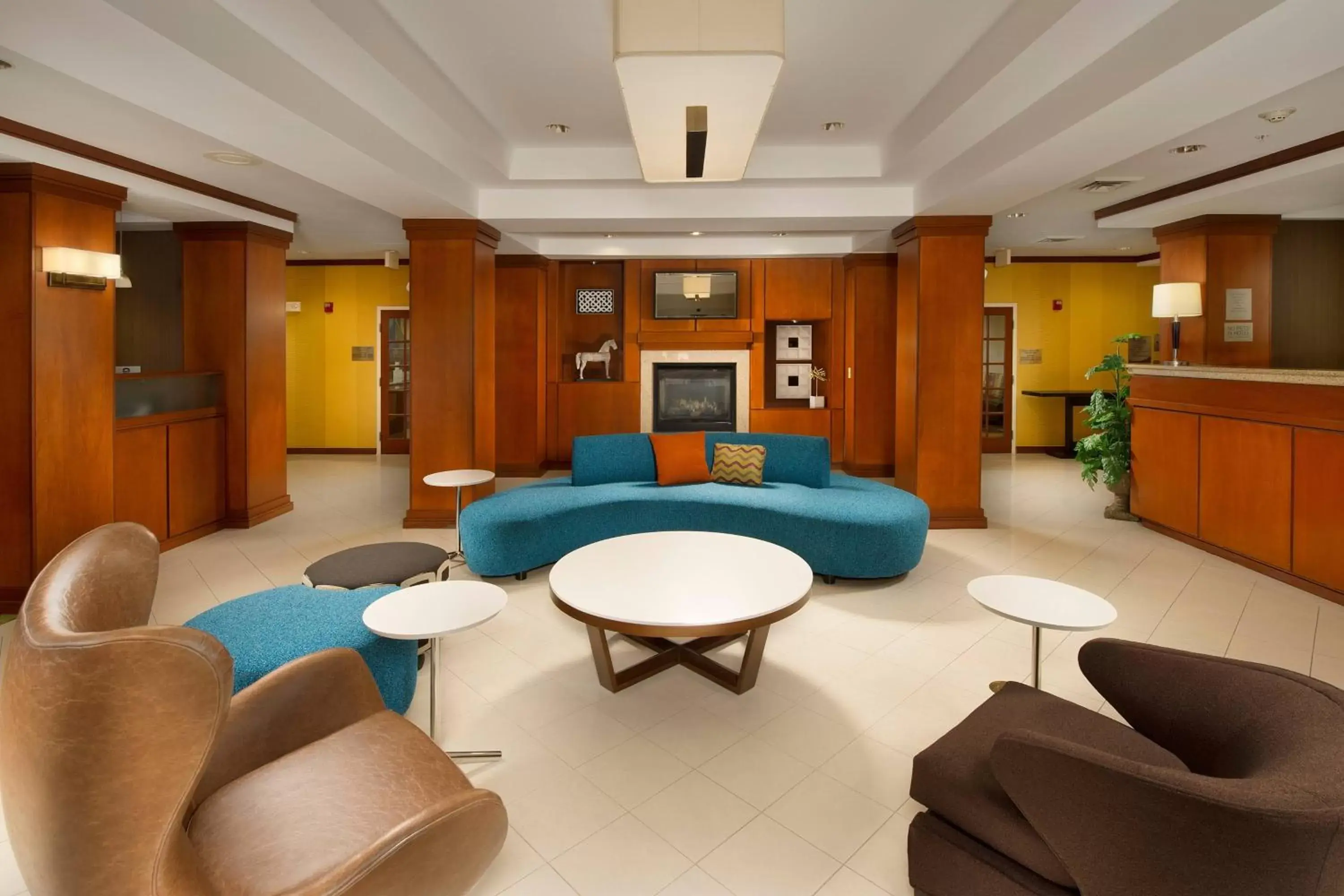Lobby or reception in Fairfield Inn & Suites by Marriott Marshall