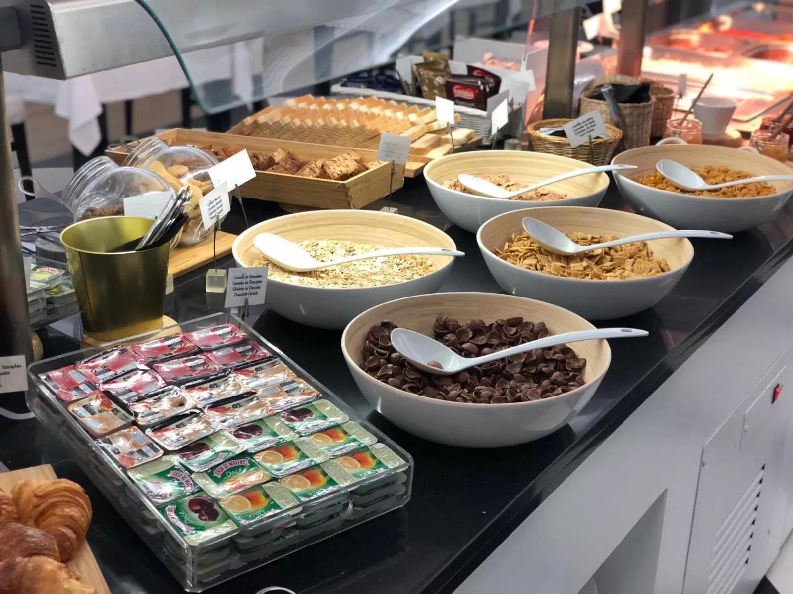 Continental breakfast in Hotel Cristal Marinha