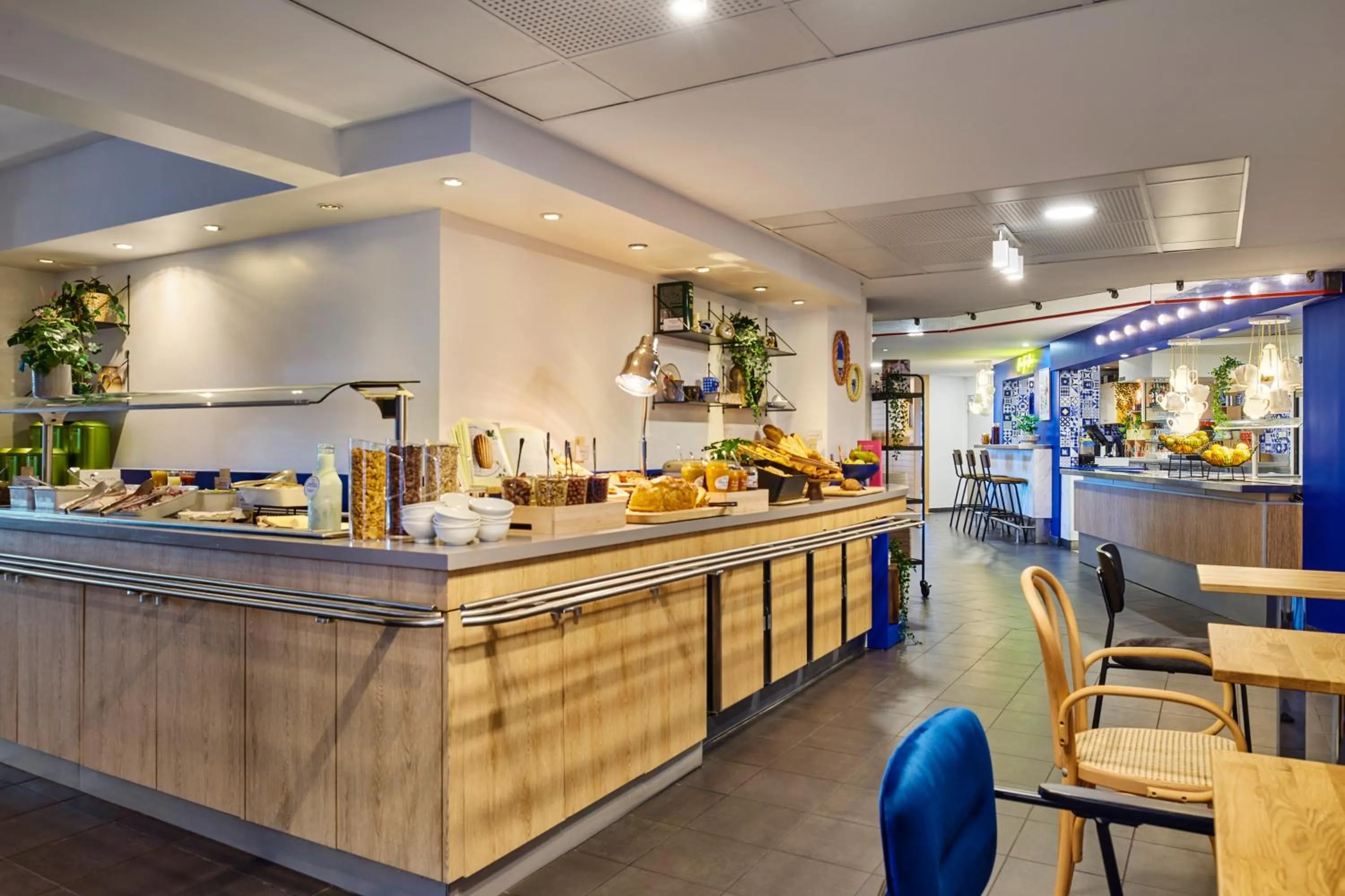 Breakfast in ibis Paris La Villette Cité des Sciences 19ème