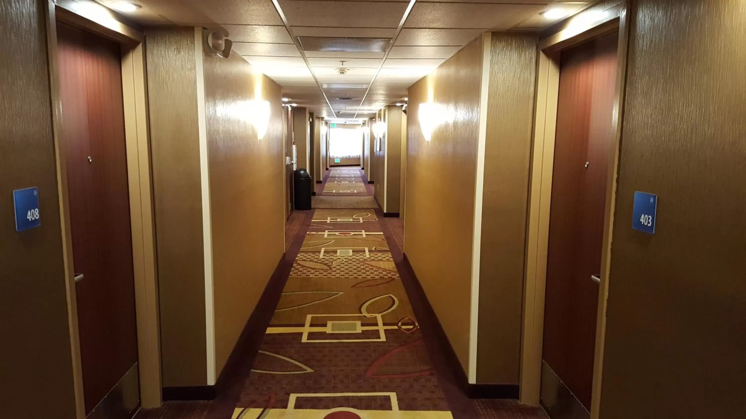 Lobby or reception in Holiday Inn Express Castro Valley, an IHG Hotel