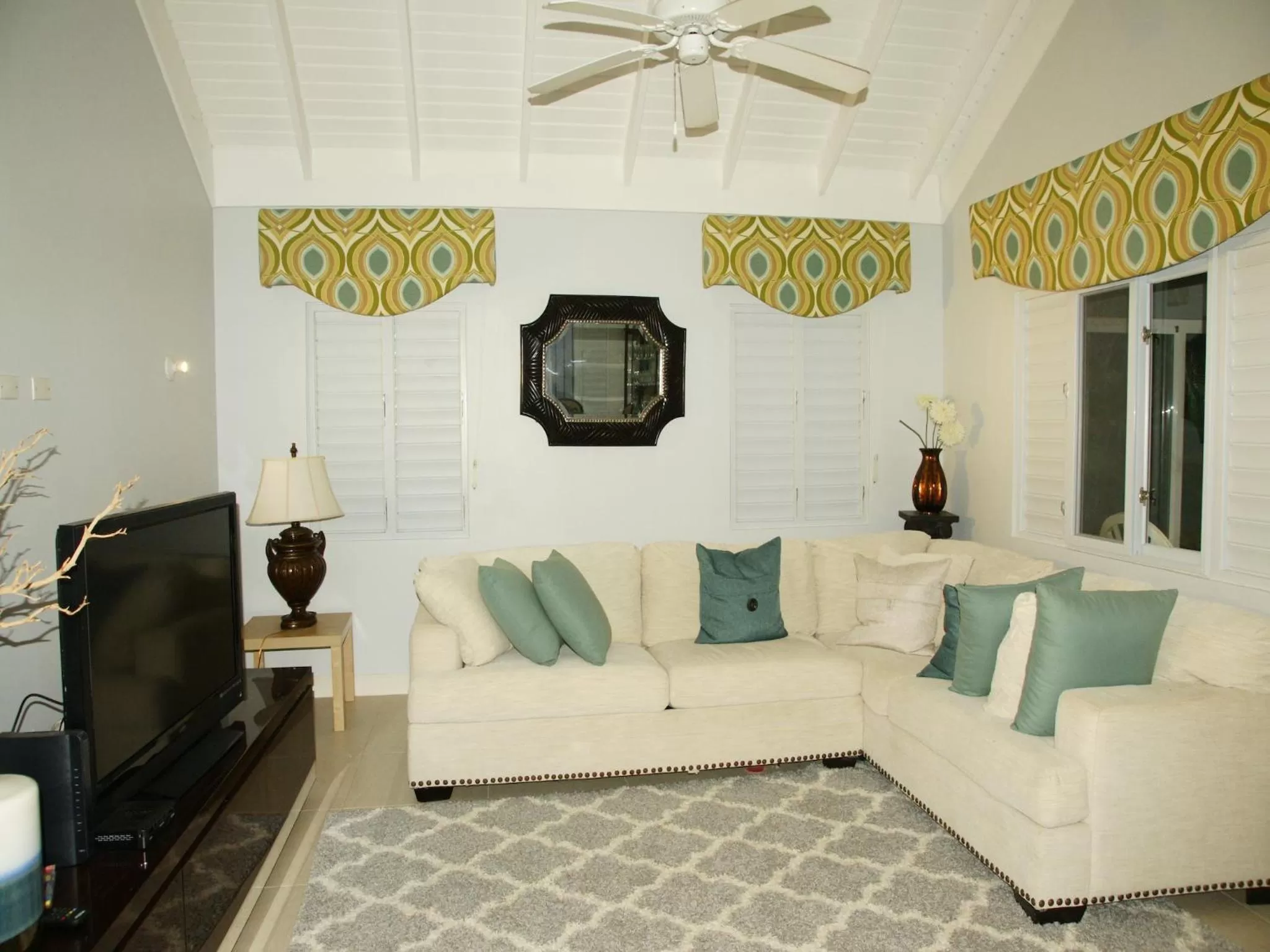 Living room, Seating Area in Jamnick Vacation Rentals - Richmond, St Ann, Jamaica