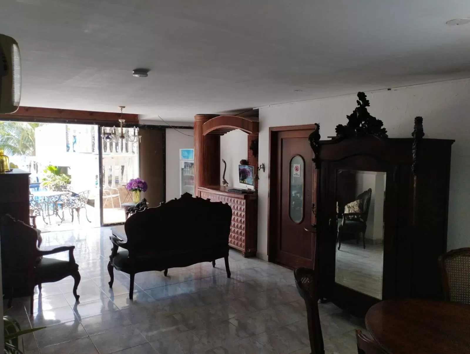 Living room in Sunset Paradise