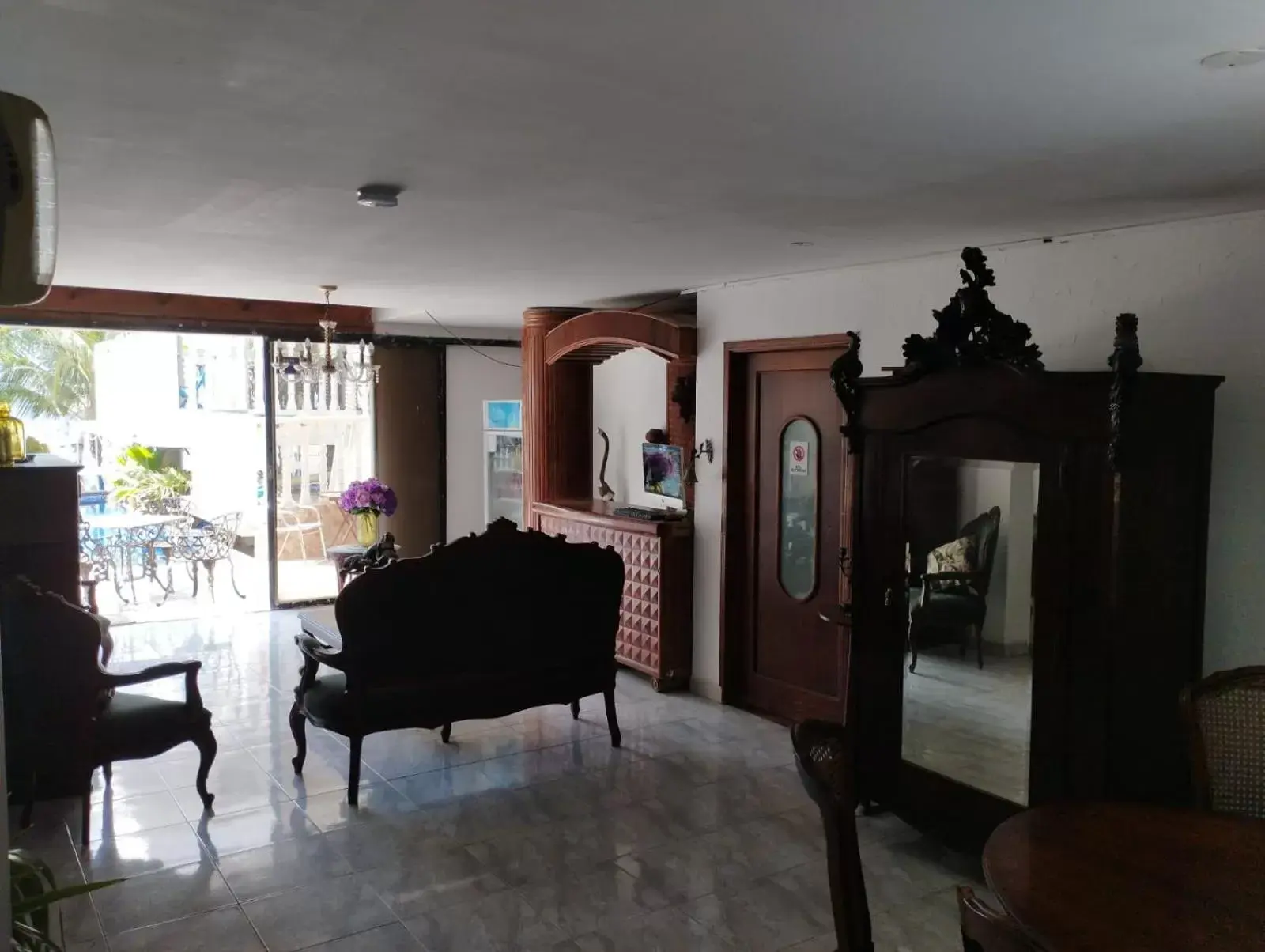 Living room in Sunset Paradise Living room in Sunset Paradise