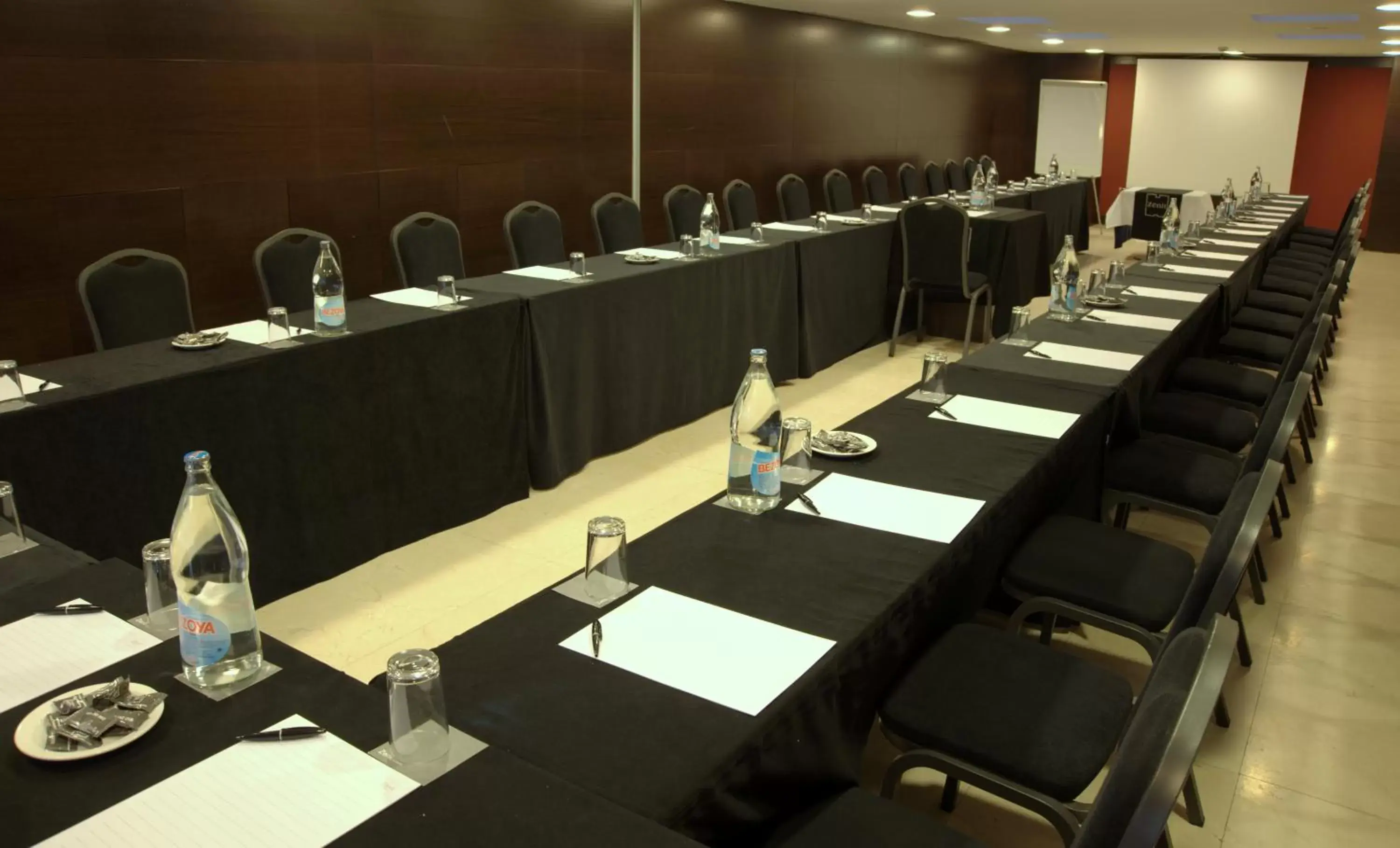 Business facilities, Business Area/Conference Room in Zenit Borrell