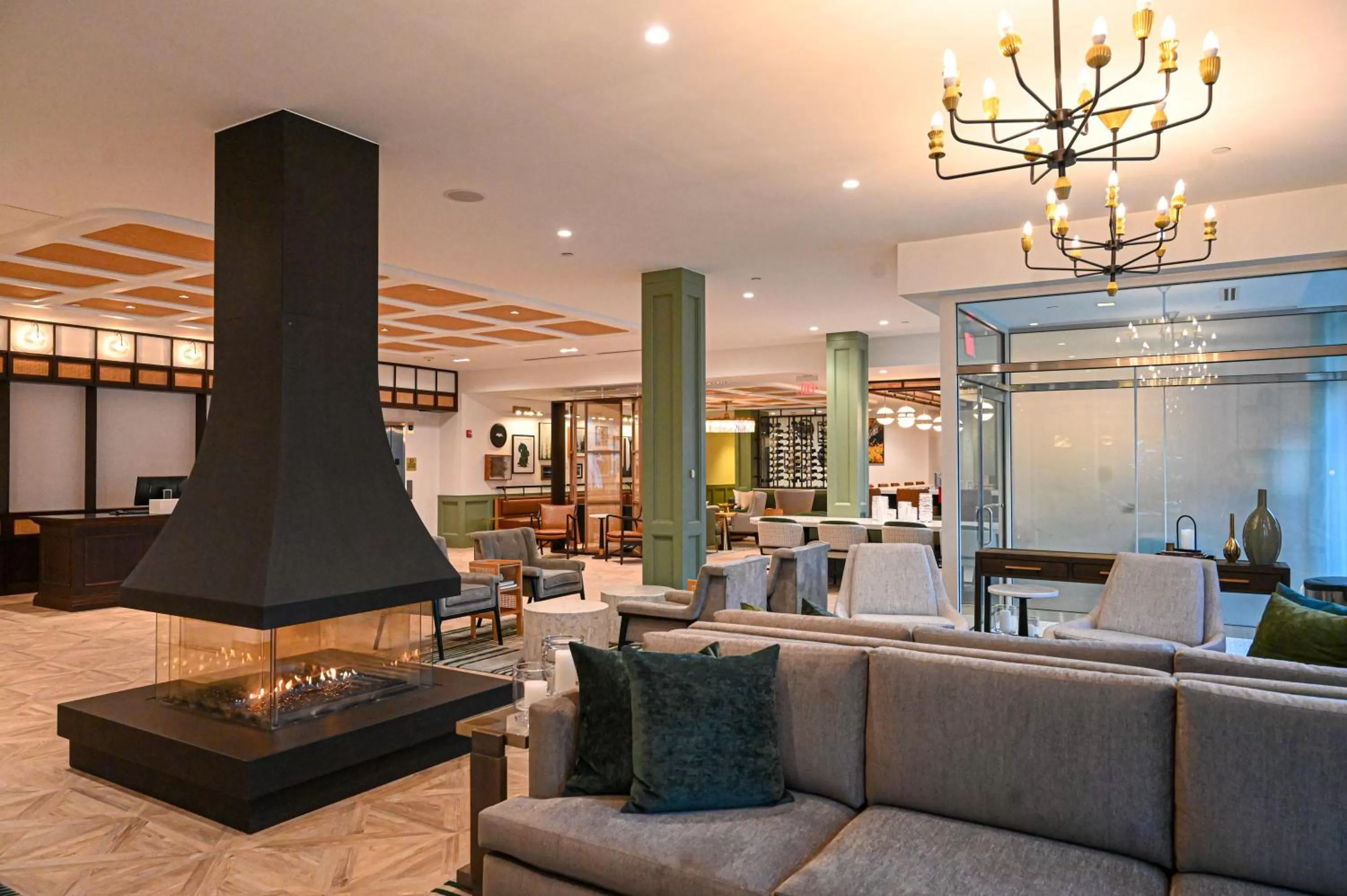 Lobby or reception in Six South St. Hotel