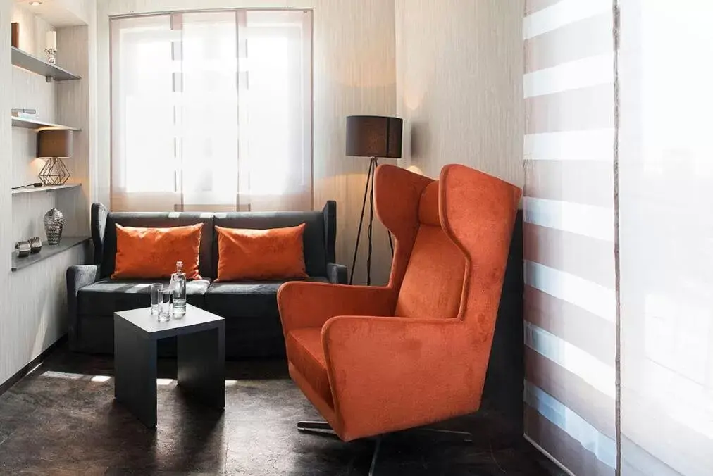 Living room, Seating Area in Hotel LifeStyle Mindelheim