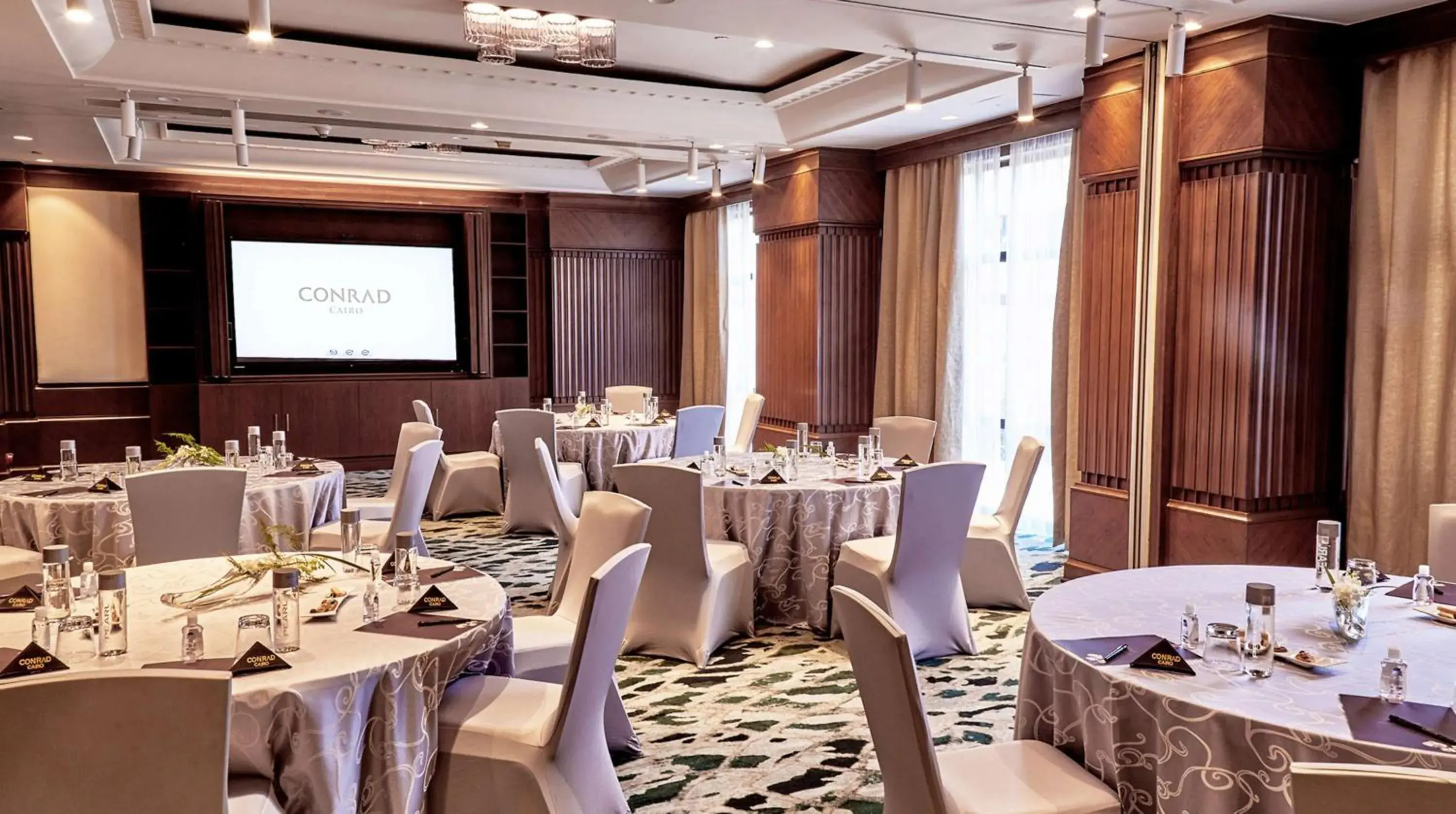 Meeting/conference room, Restaurant/Places to Eat in Conrad Cairo Hotel & Casino