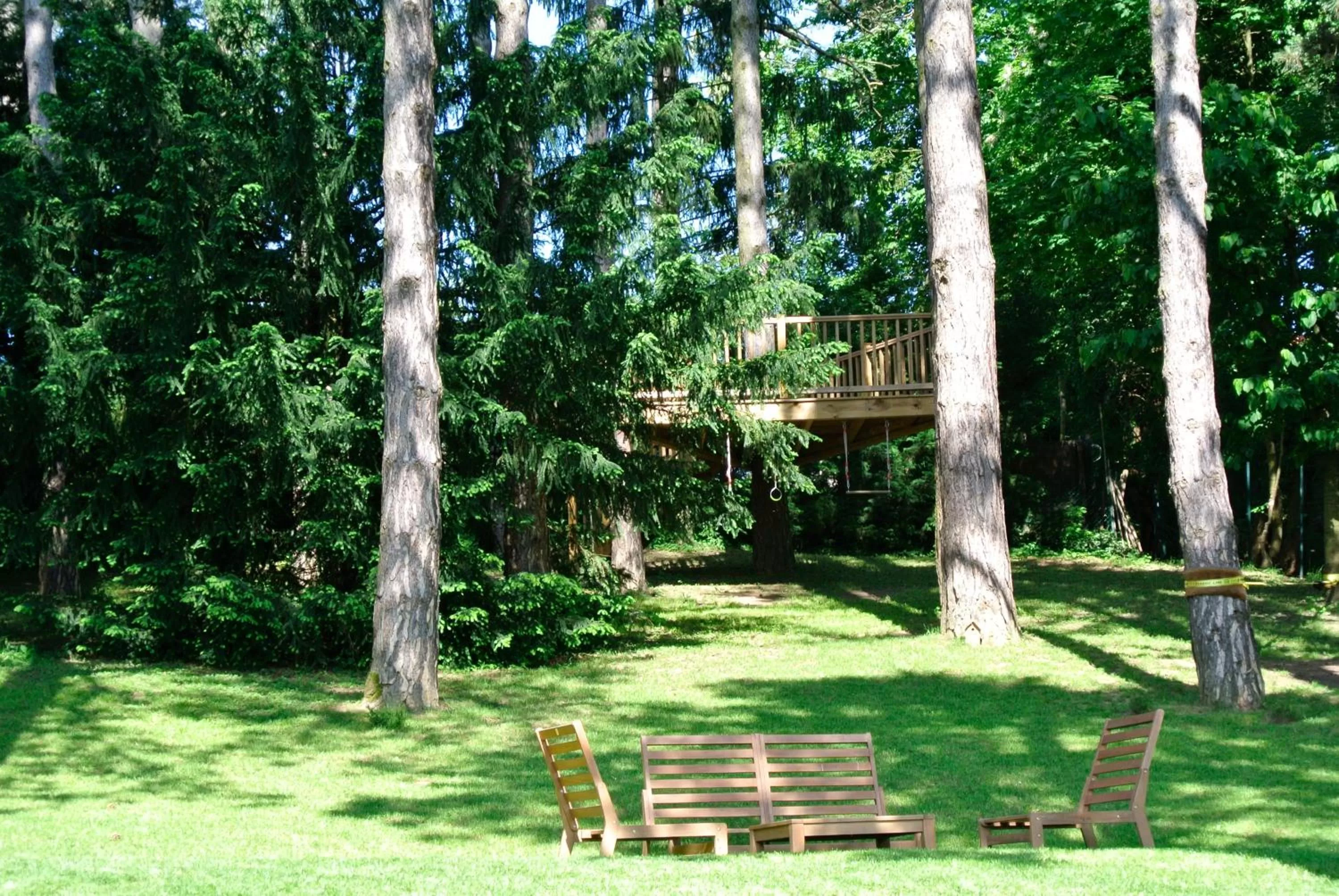 Garden in La Maison de Karen Chocolat