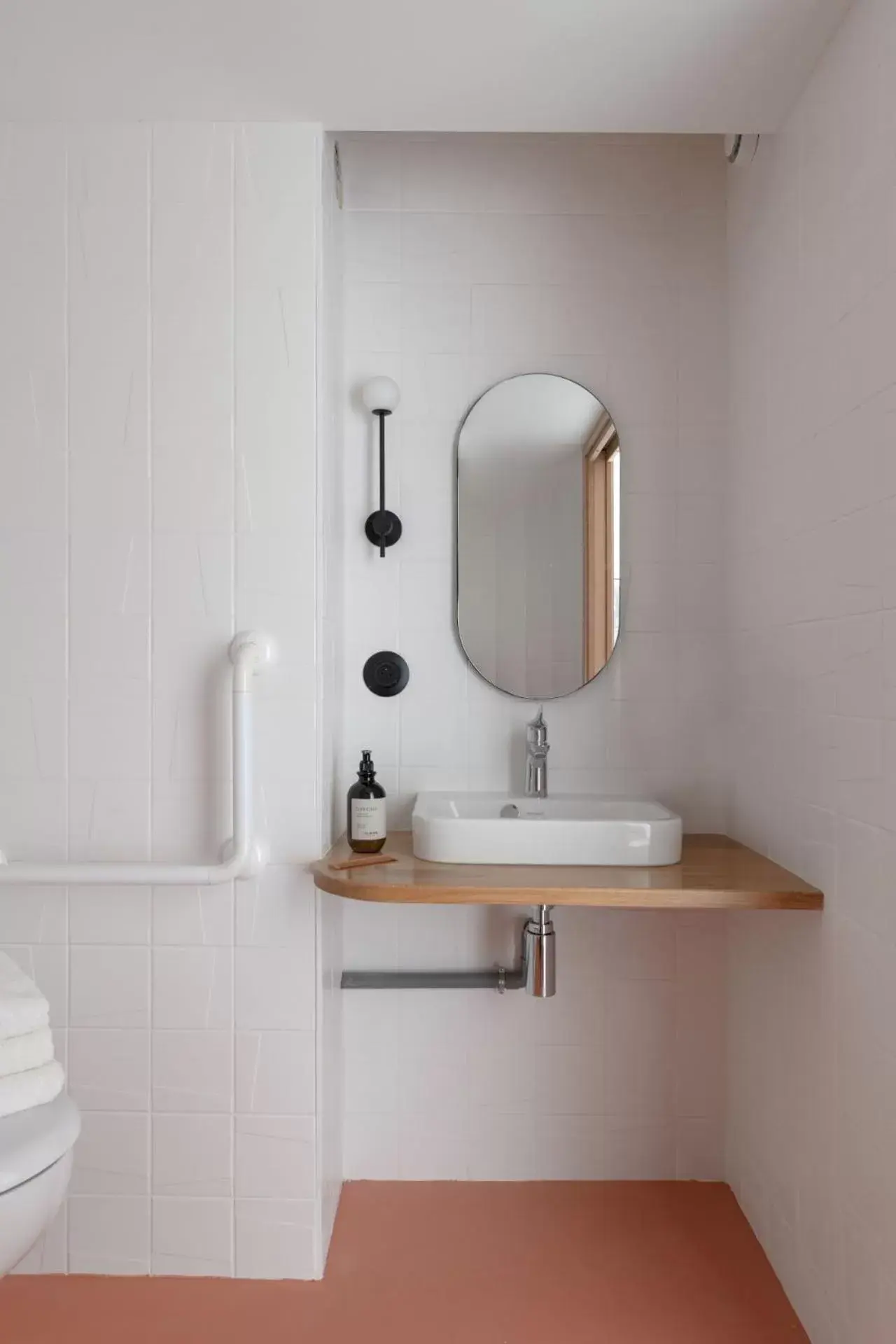 Bathroom in Hôtel Le Prieuré