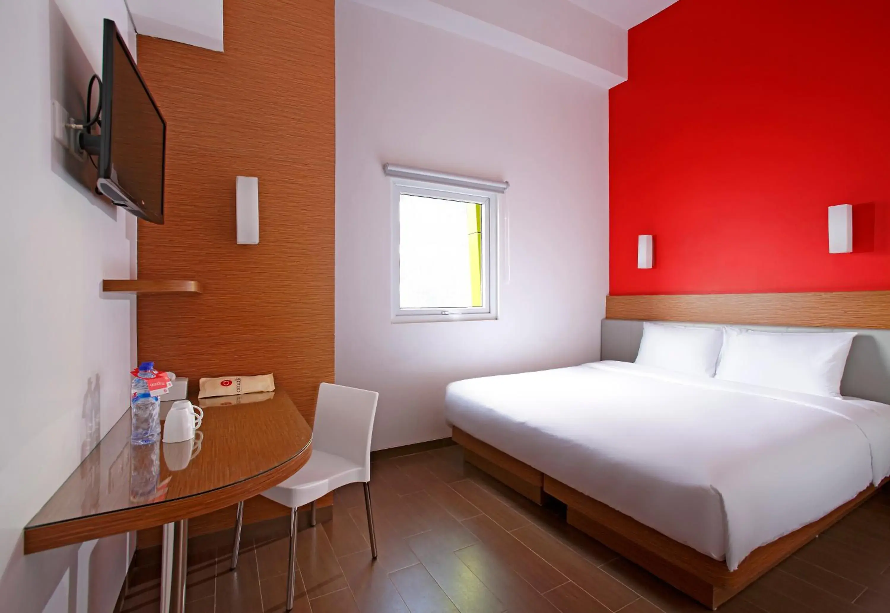 TV and multimedia, Bed in Amaris Hotel Pettarani