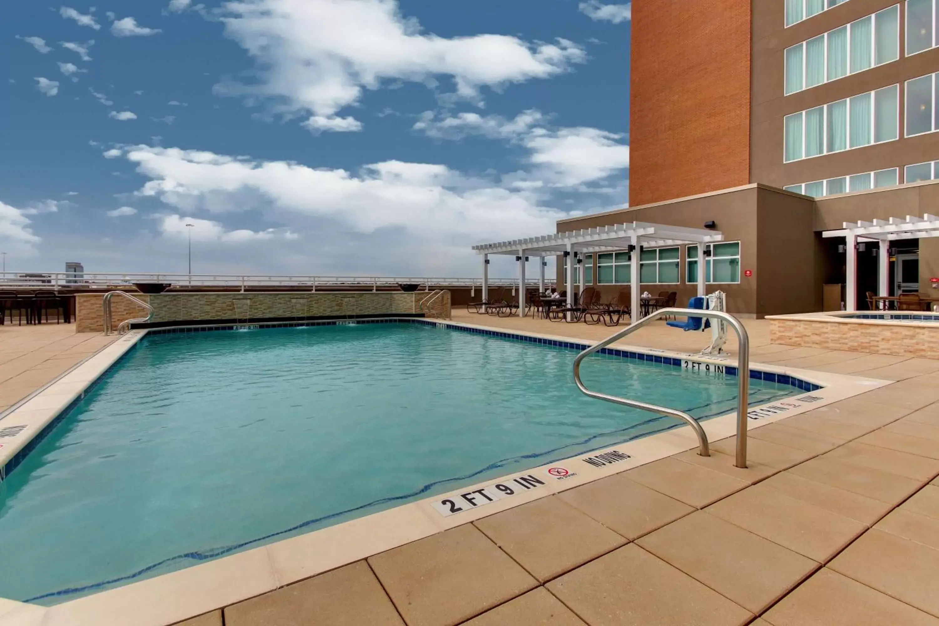 Activities, Swimming Pool in Drury Plaza Hotel Dallas Richardson