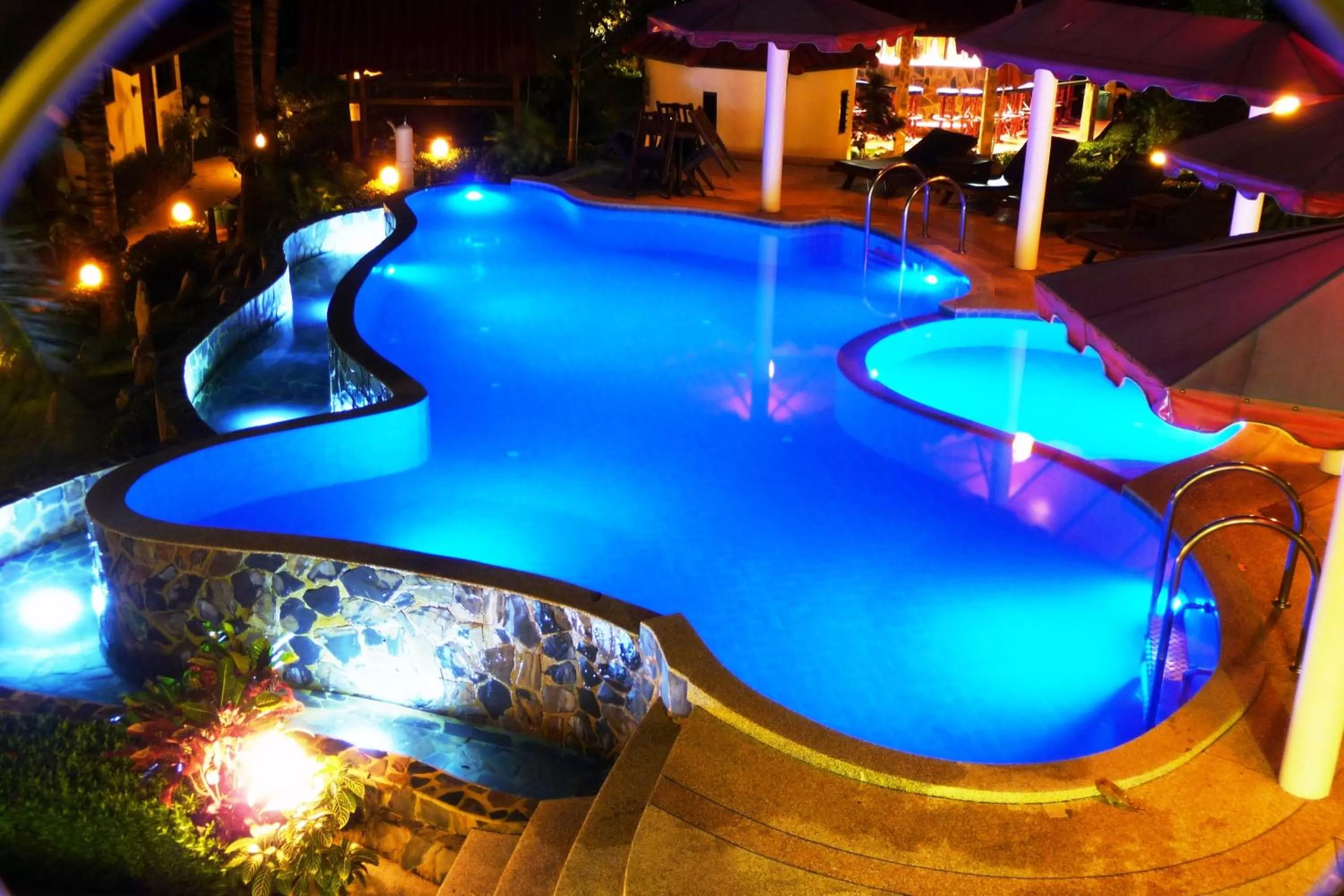 Swimming pool in Top Resort