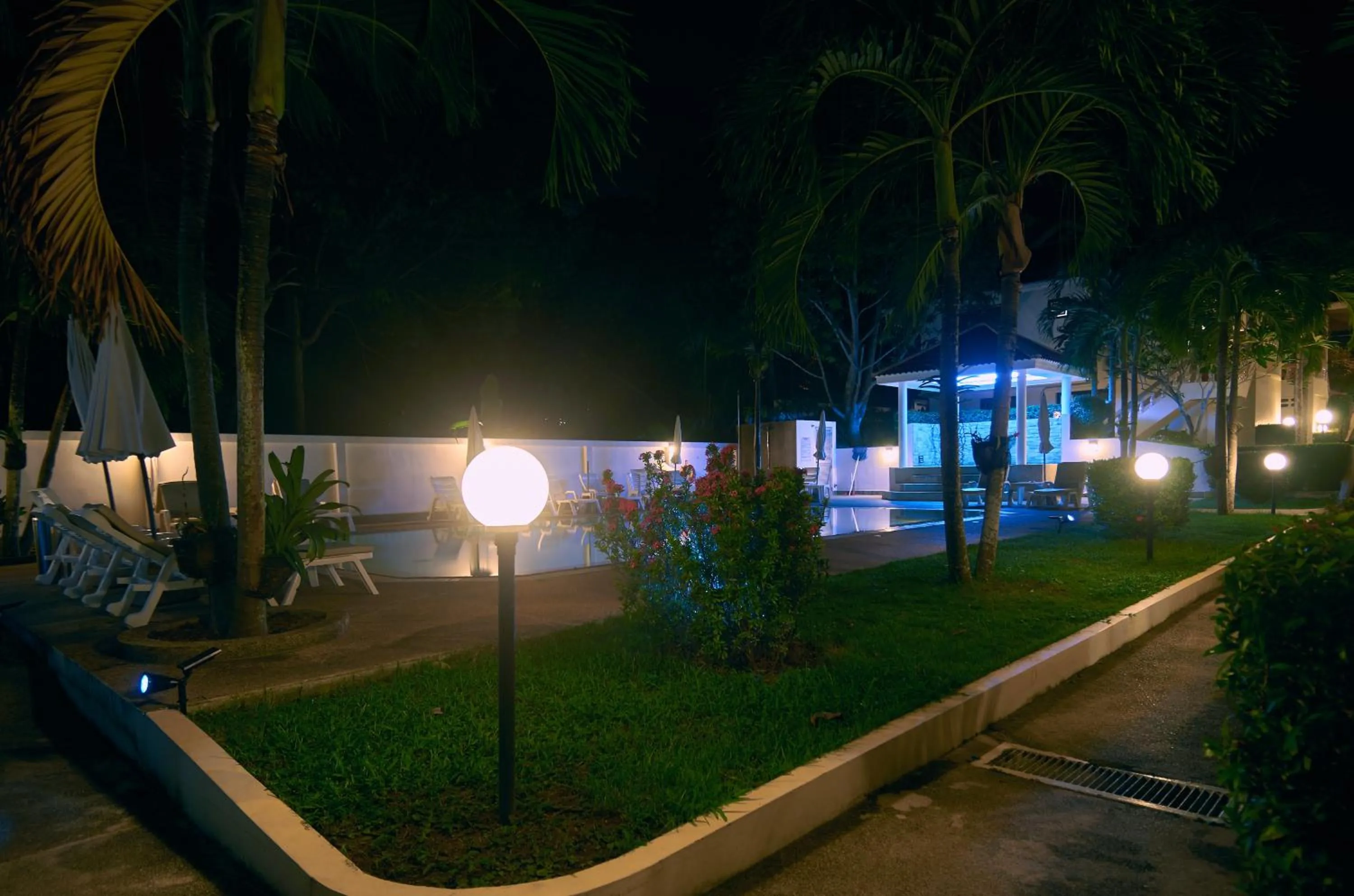 Night in Phuket Riviera Villas Hotel