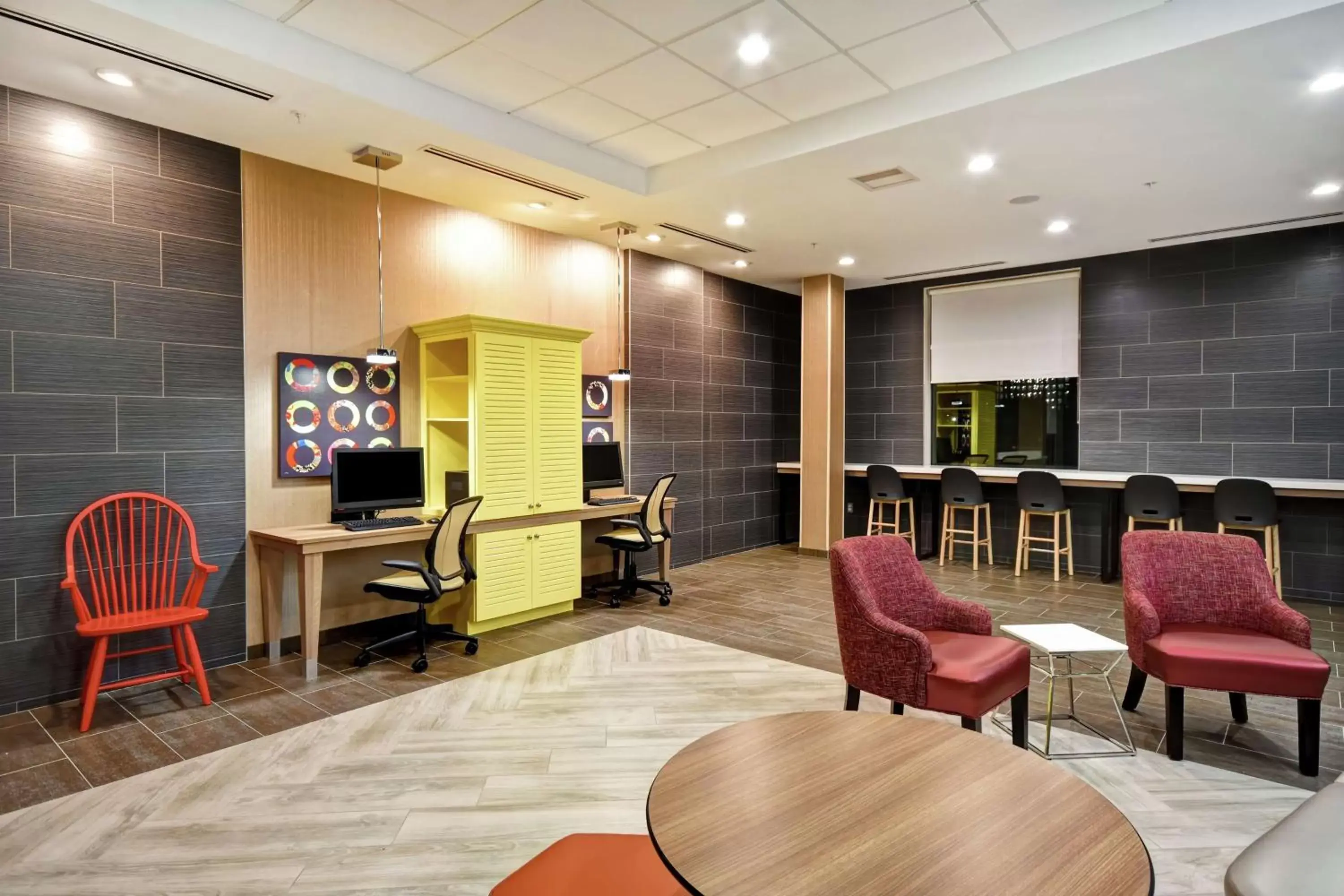Business facilities in Home2 Suites By Hilton Columbus Downtown