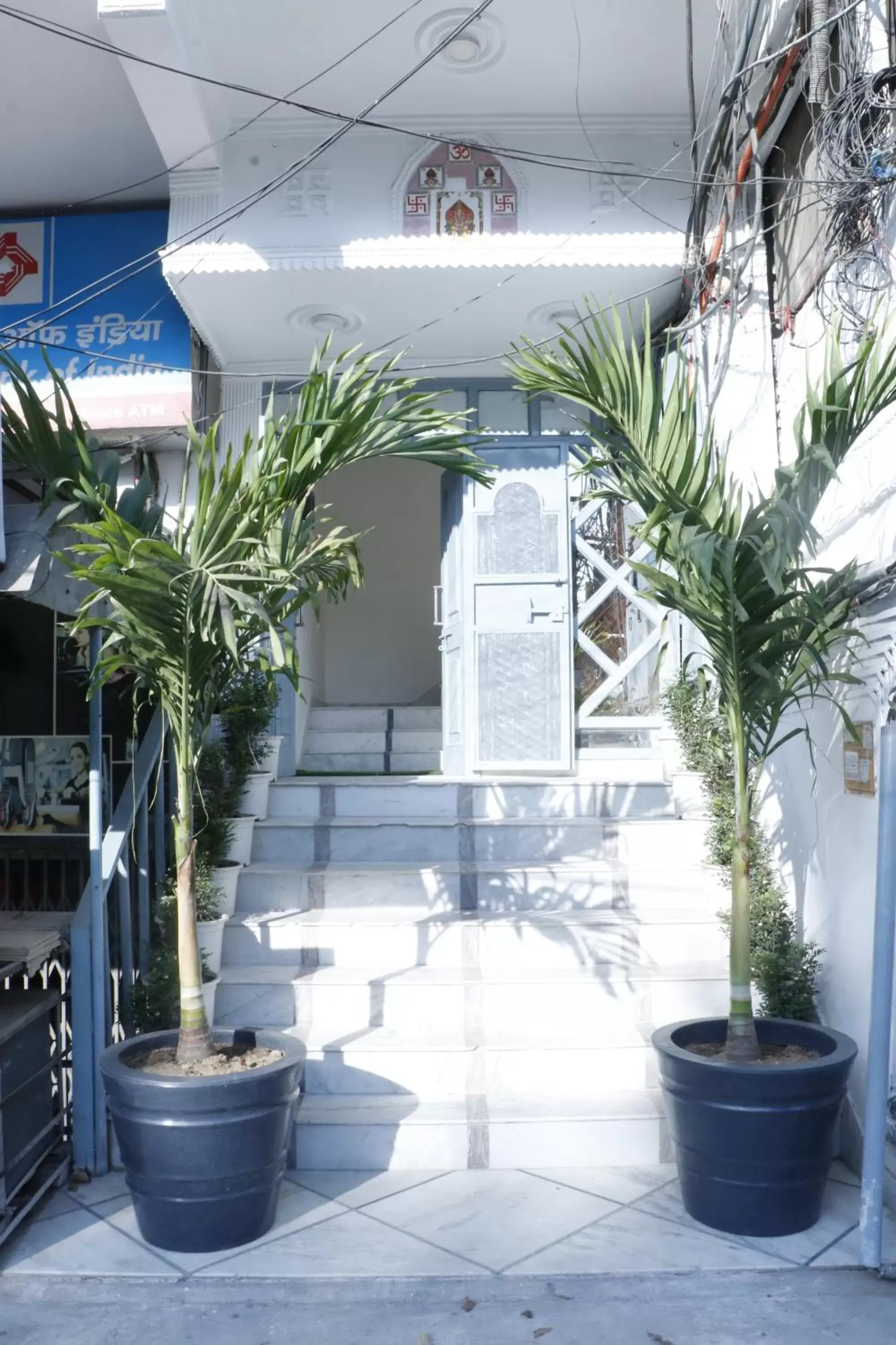 Facade/entrance in Gallivanto Inn - Rohini Facade/entrance in Gallivanto Inn - Rohini