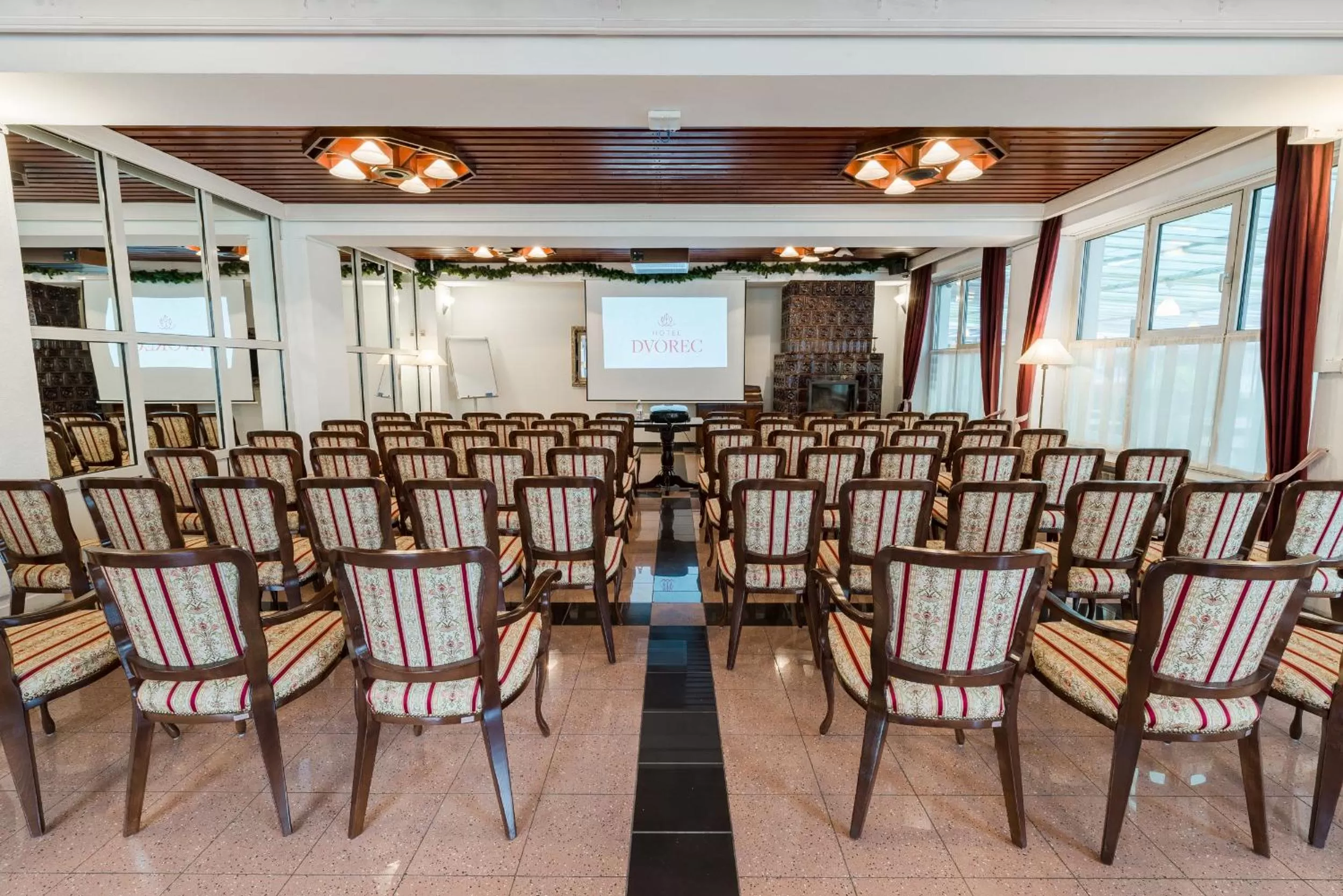 TV and multimedia in Hotel Dvorec