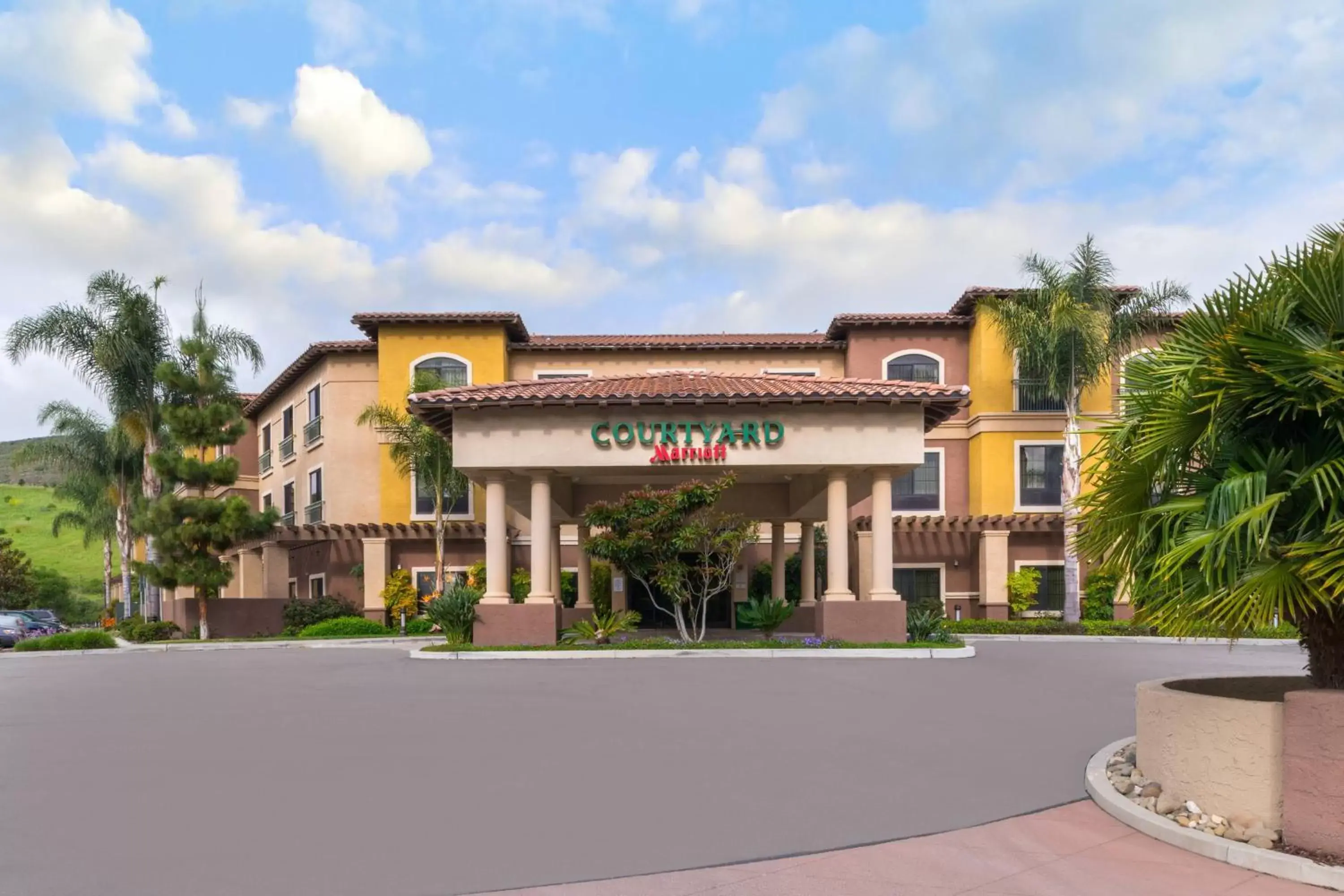 Property Building in Courtyard by Marriott San Luis Obispo