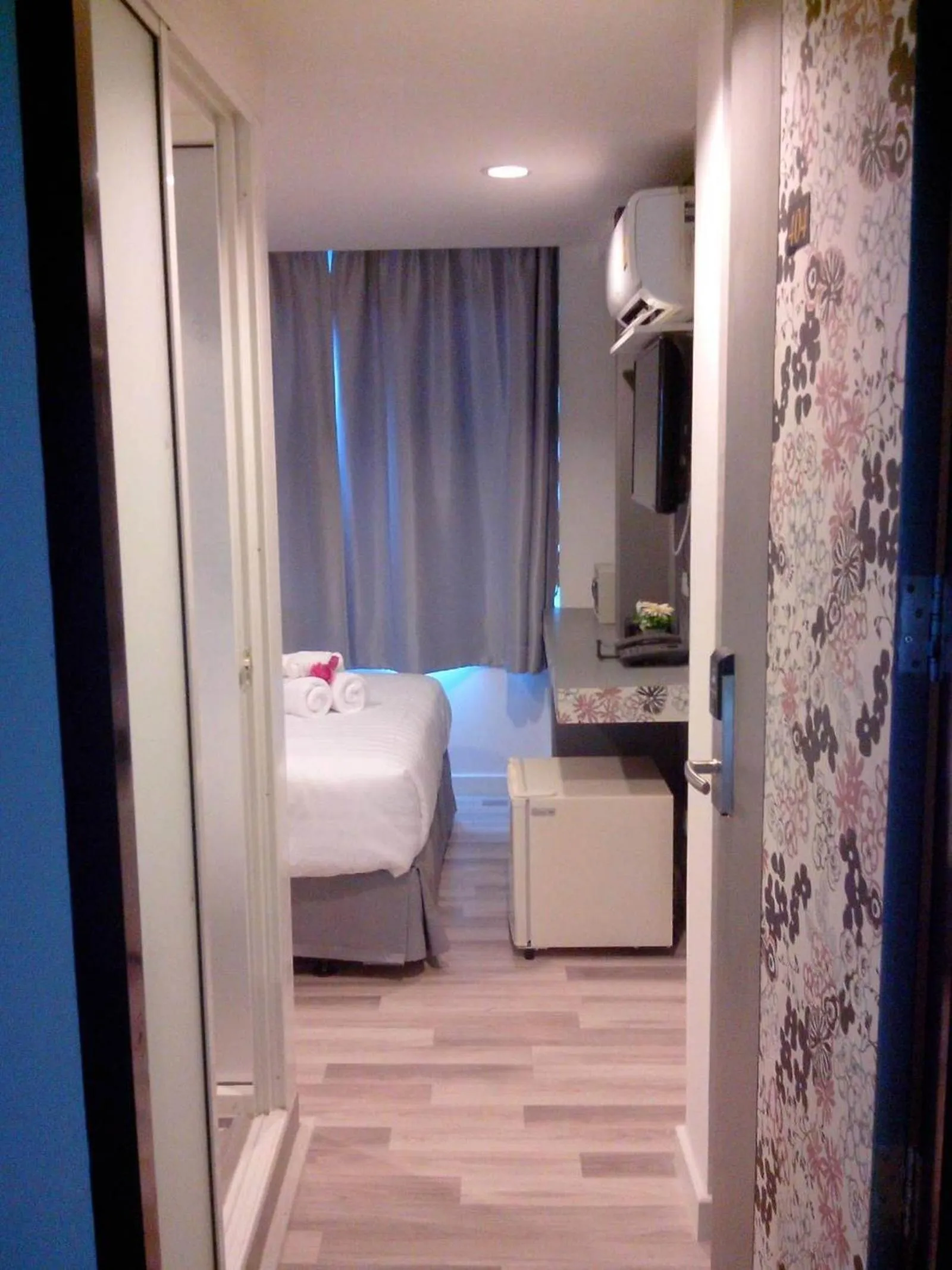 Decorative detail, Bed in Nantra Ploenchit hotel