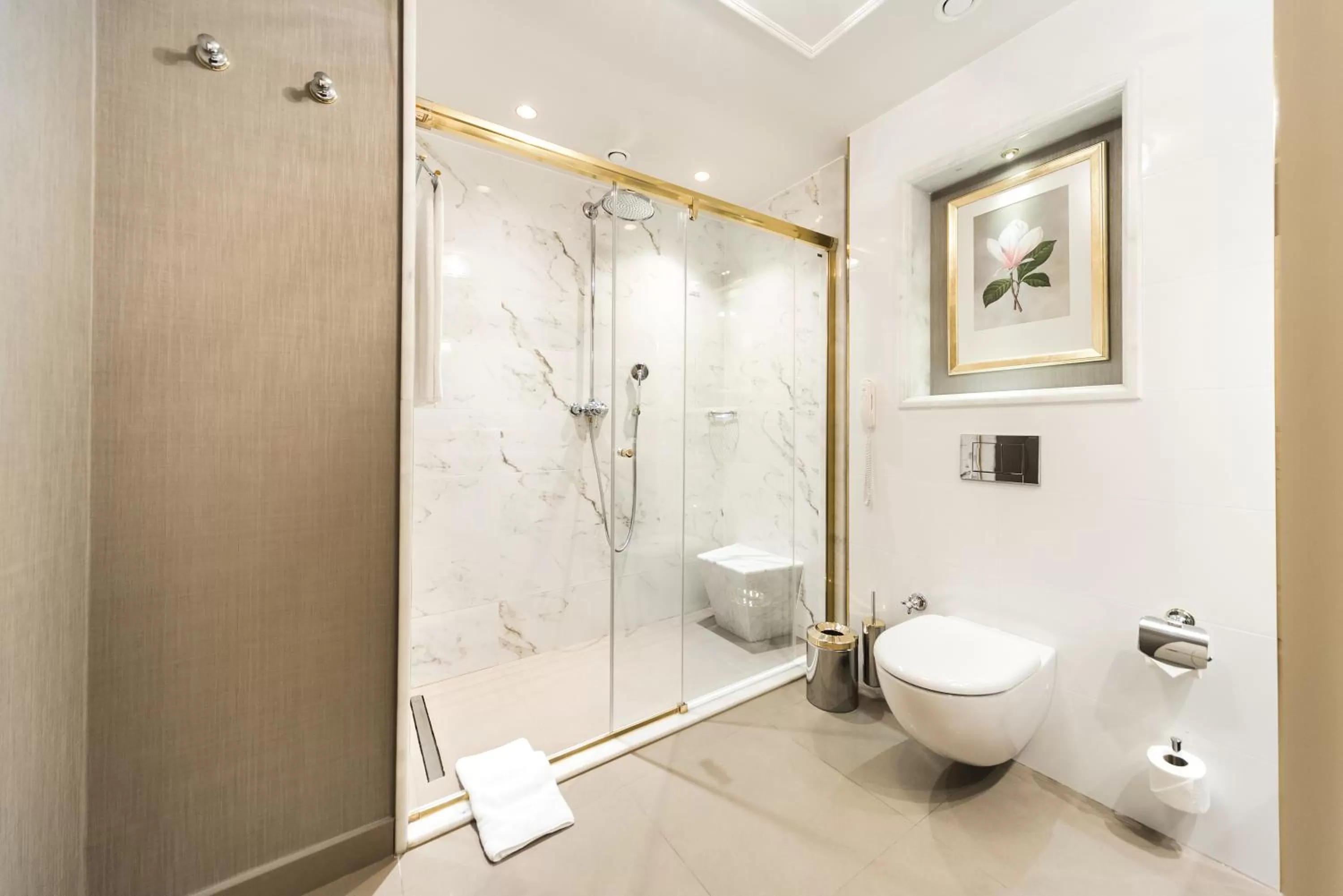 Bathroom in Arcade Hotel & SPA Nisantasi