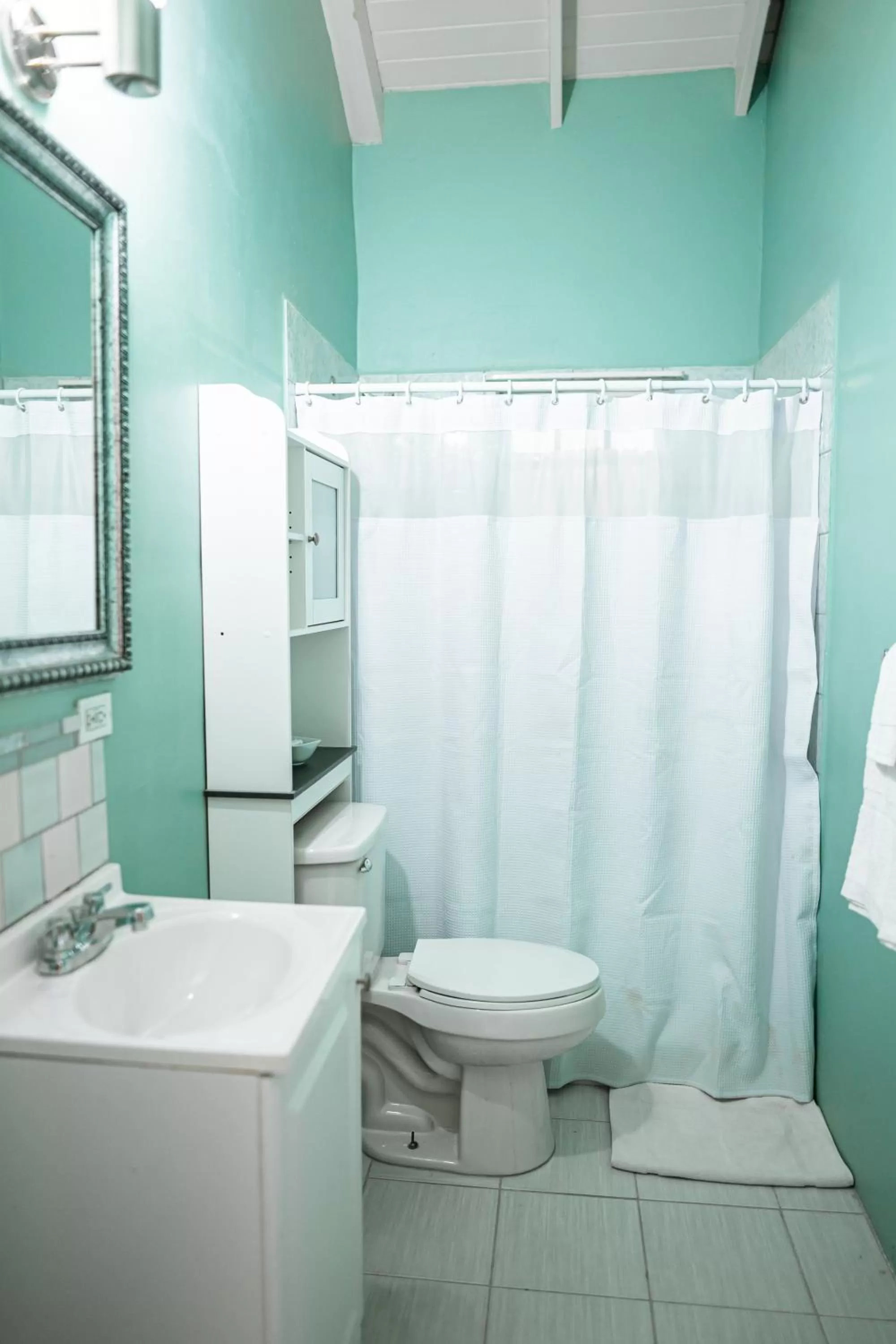 Toilet in Connie's Comfort Suites