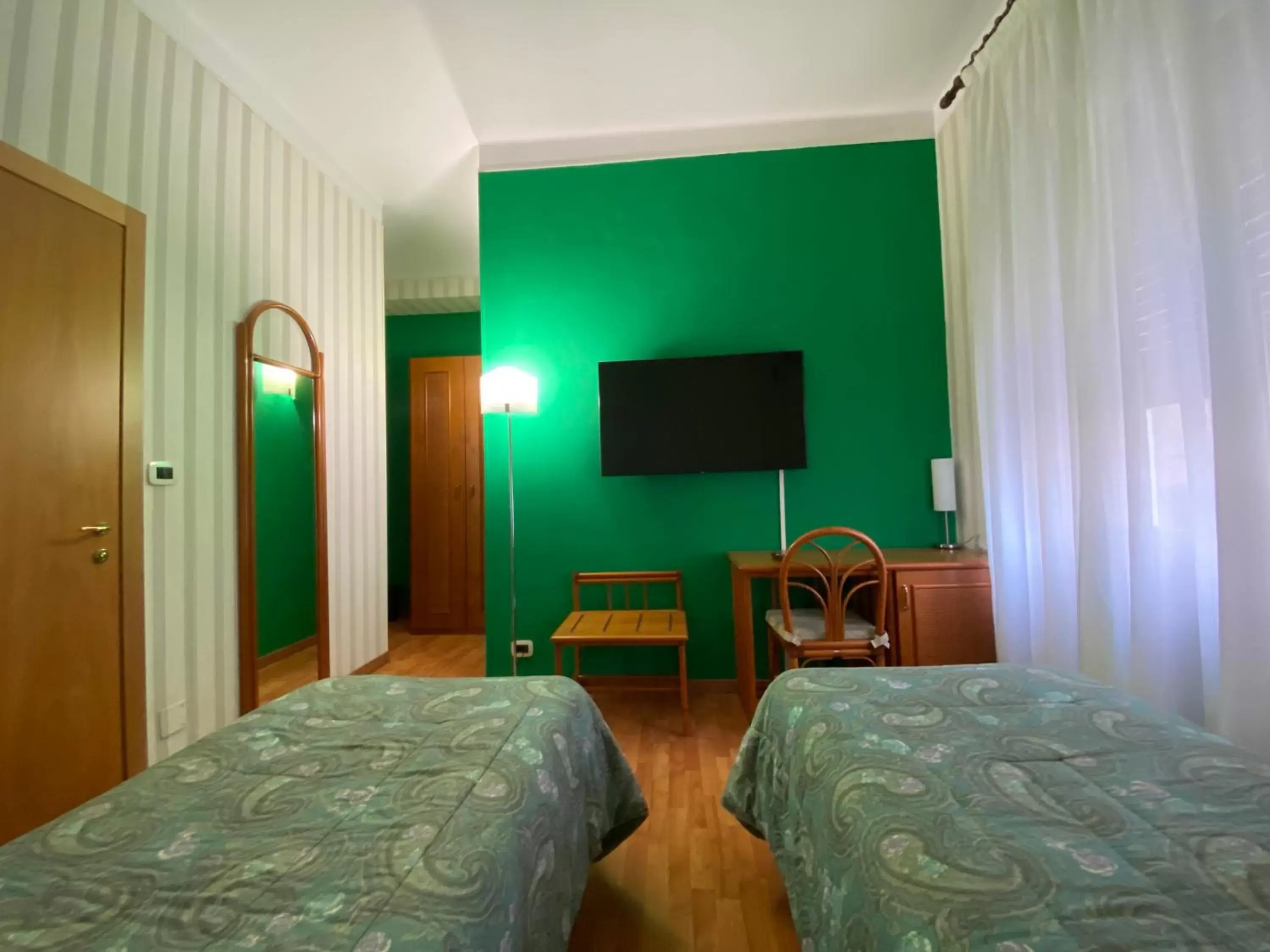 Bedroom, TV/Entertainment Center in Hotel Kristina