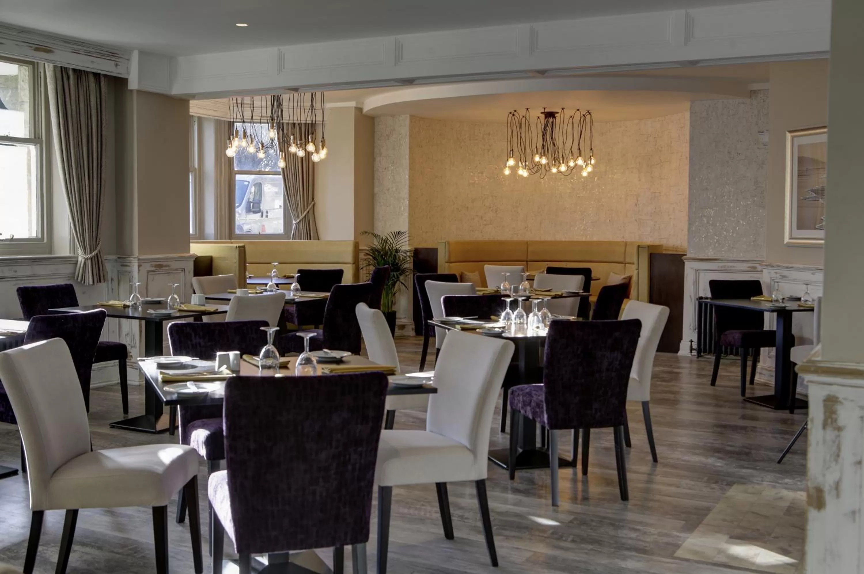 Food and drinks in Burlington Hotel, BW Premier Collection by Best Western