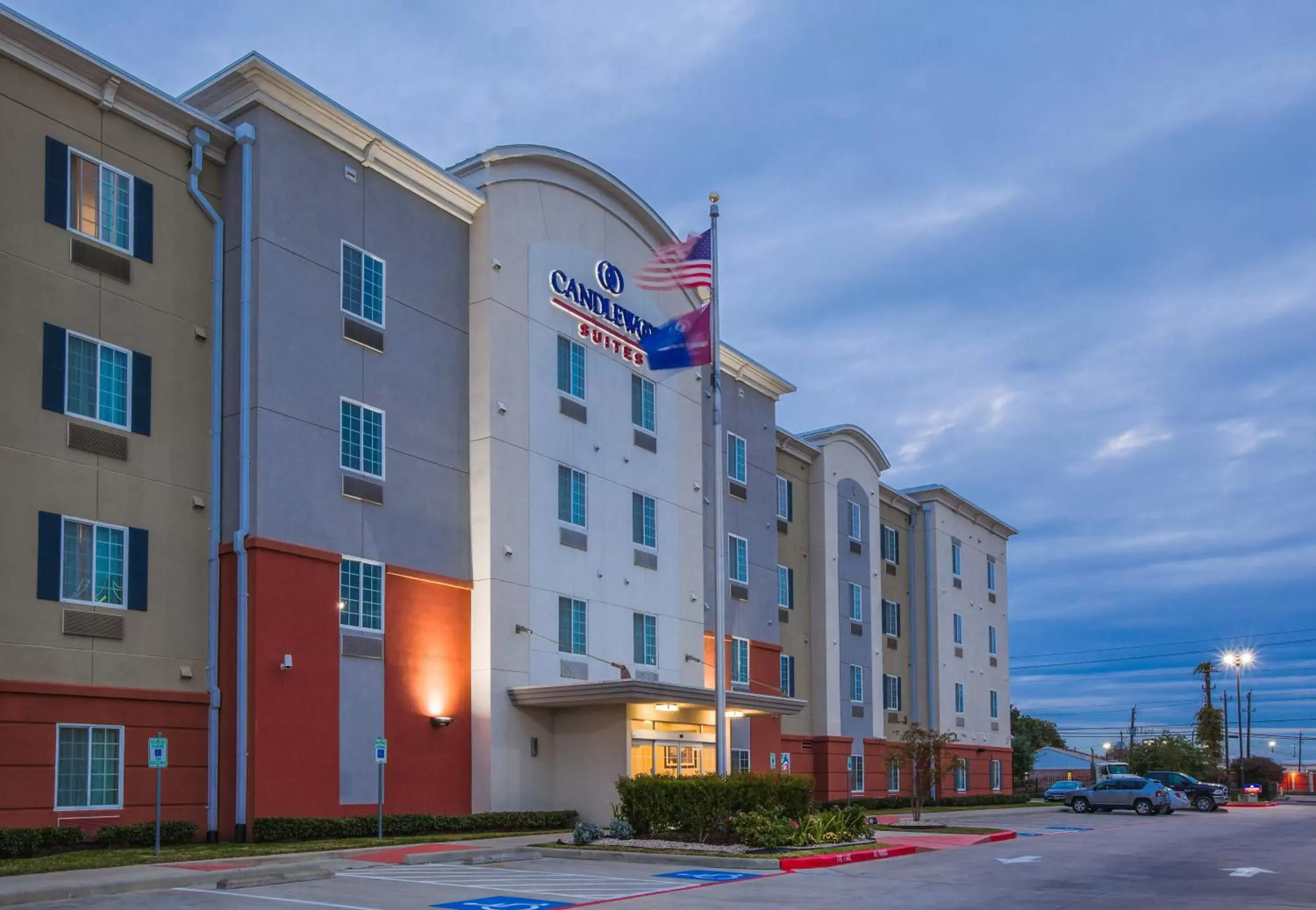 Property Building in Candlewood Suites Houston I-10 East, an IHG Hotel