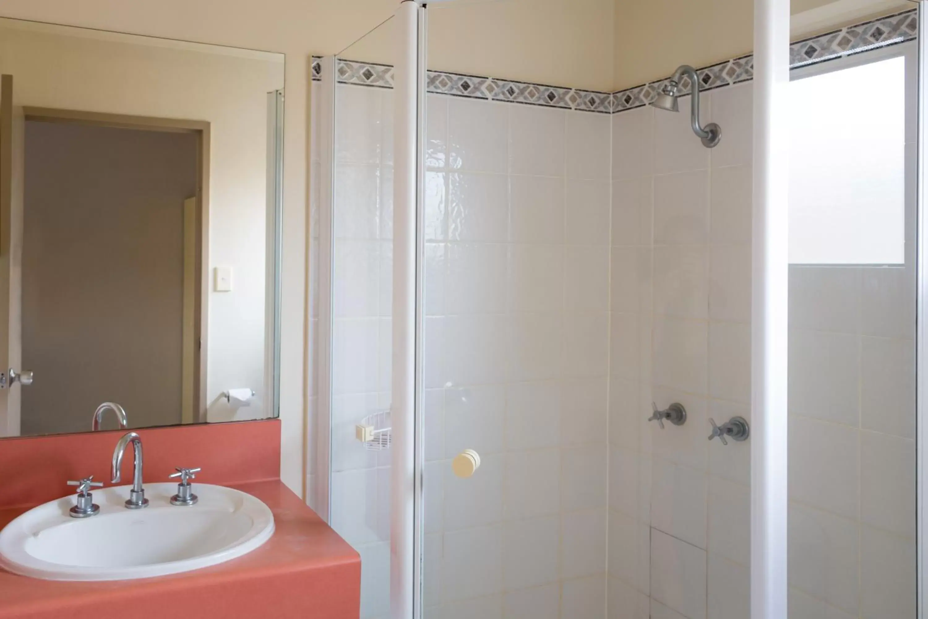 Bathroom in Cairns Colonial Club Resort