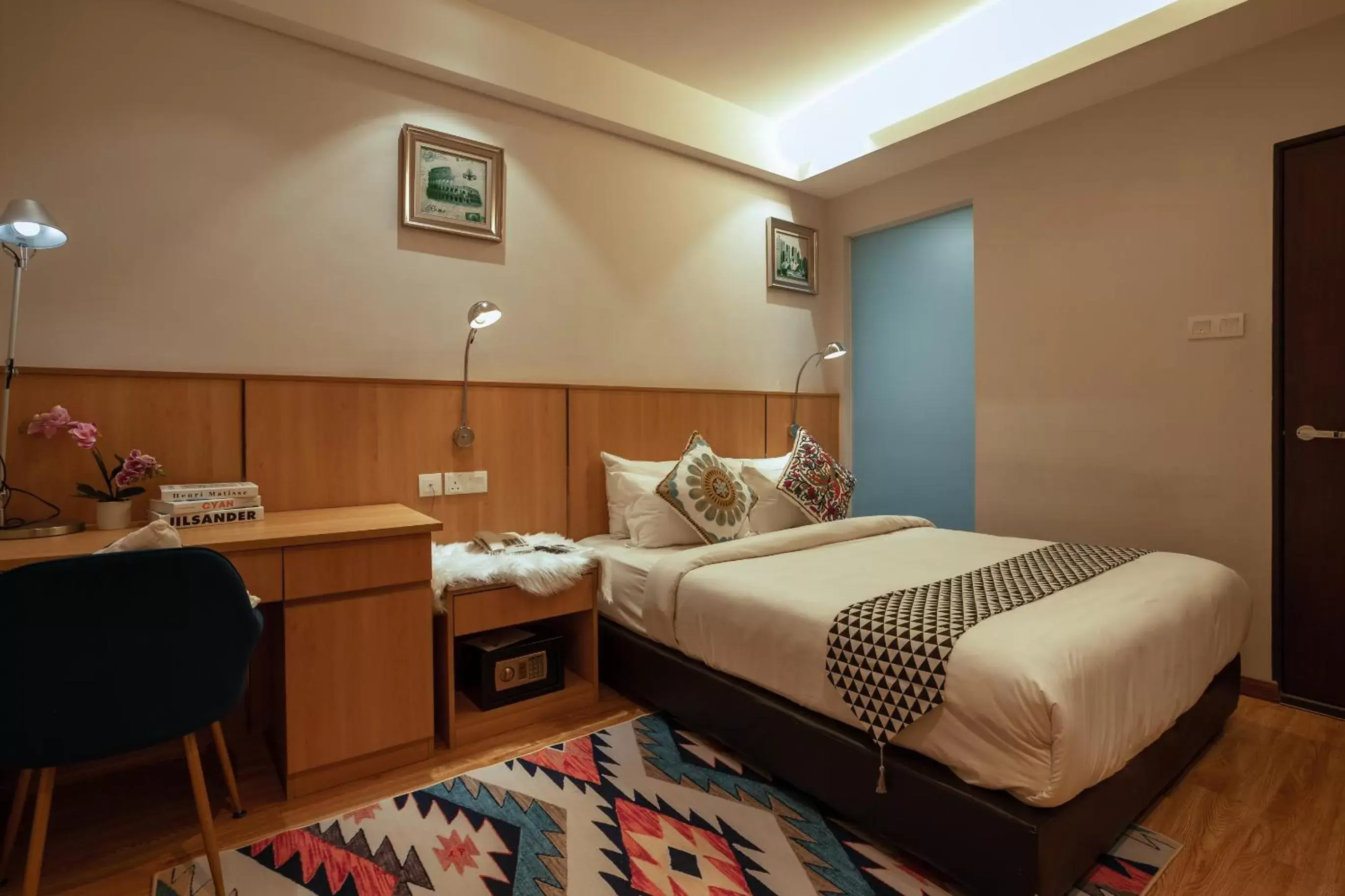 Bed in Summer Tree Hotel Penang