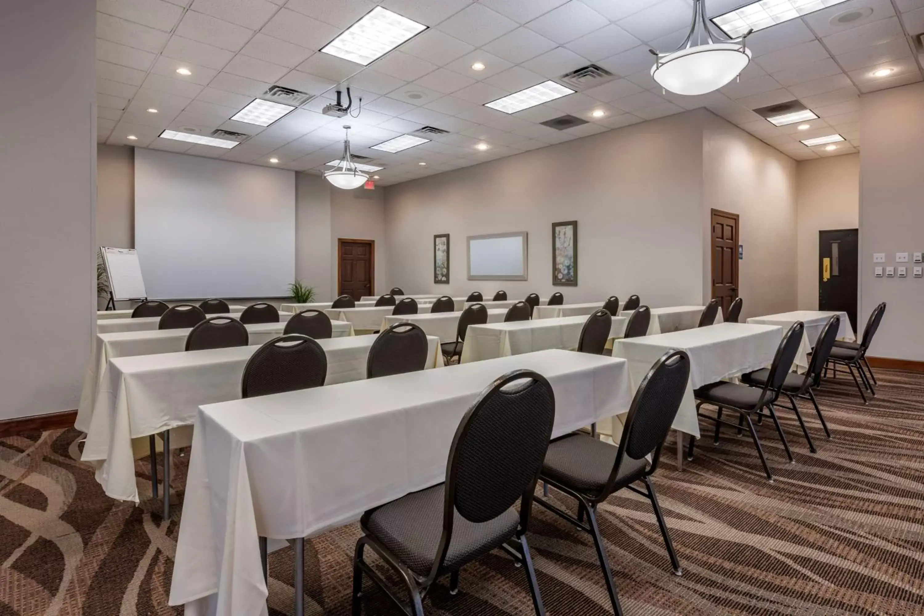 Meeting/conference room in Best Western Gateway Grand