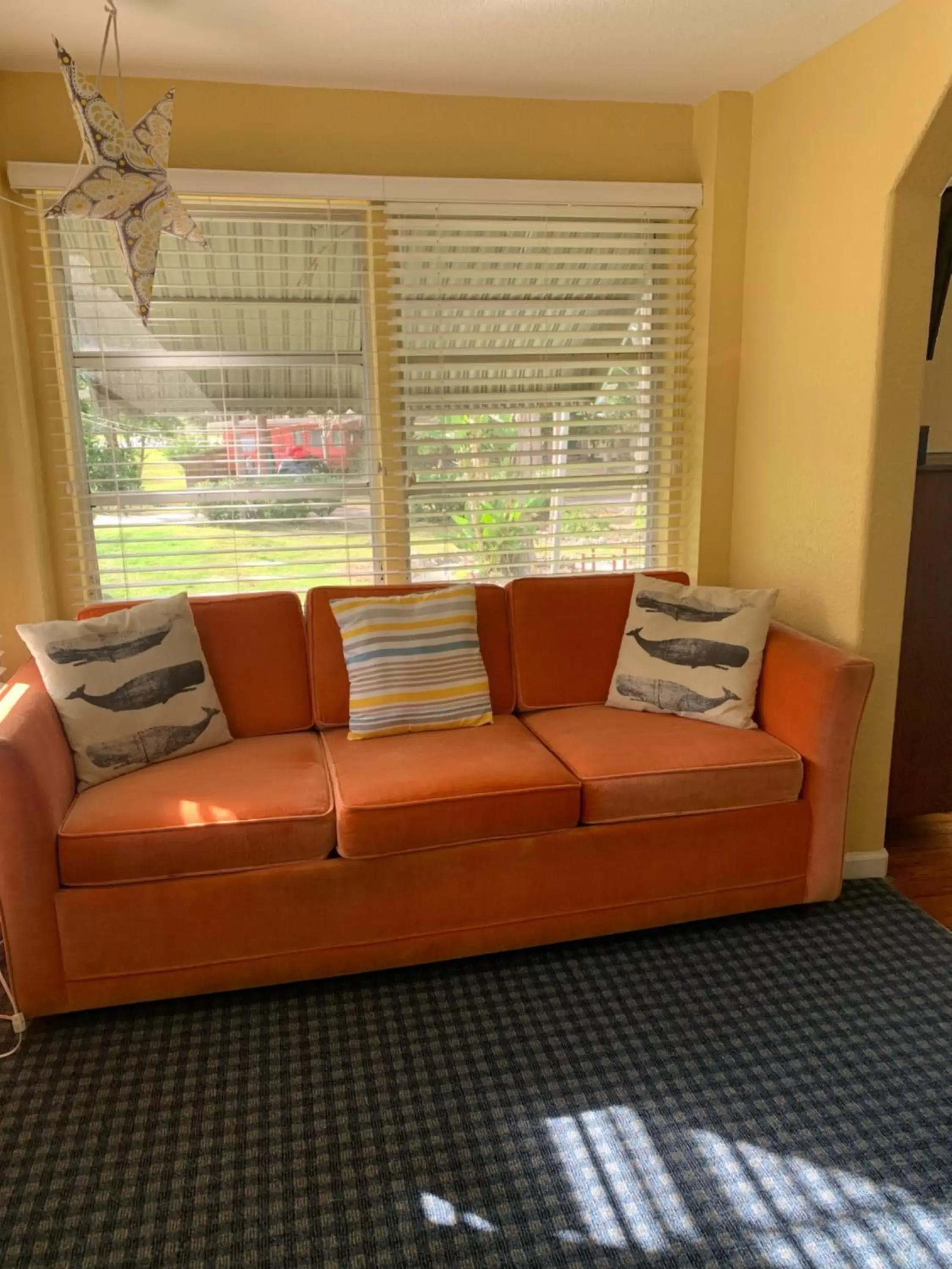 Seating Area in Nature Coast Inn & Cottages